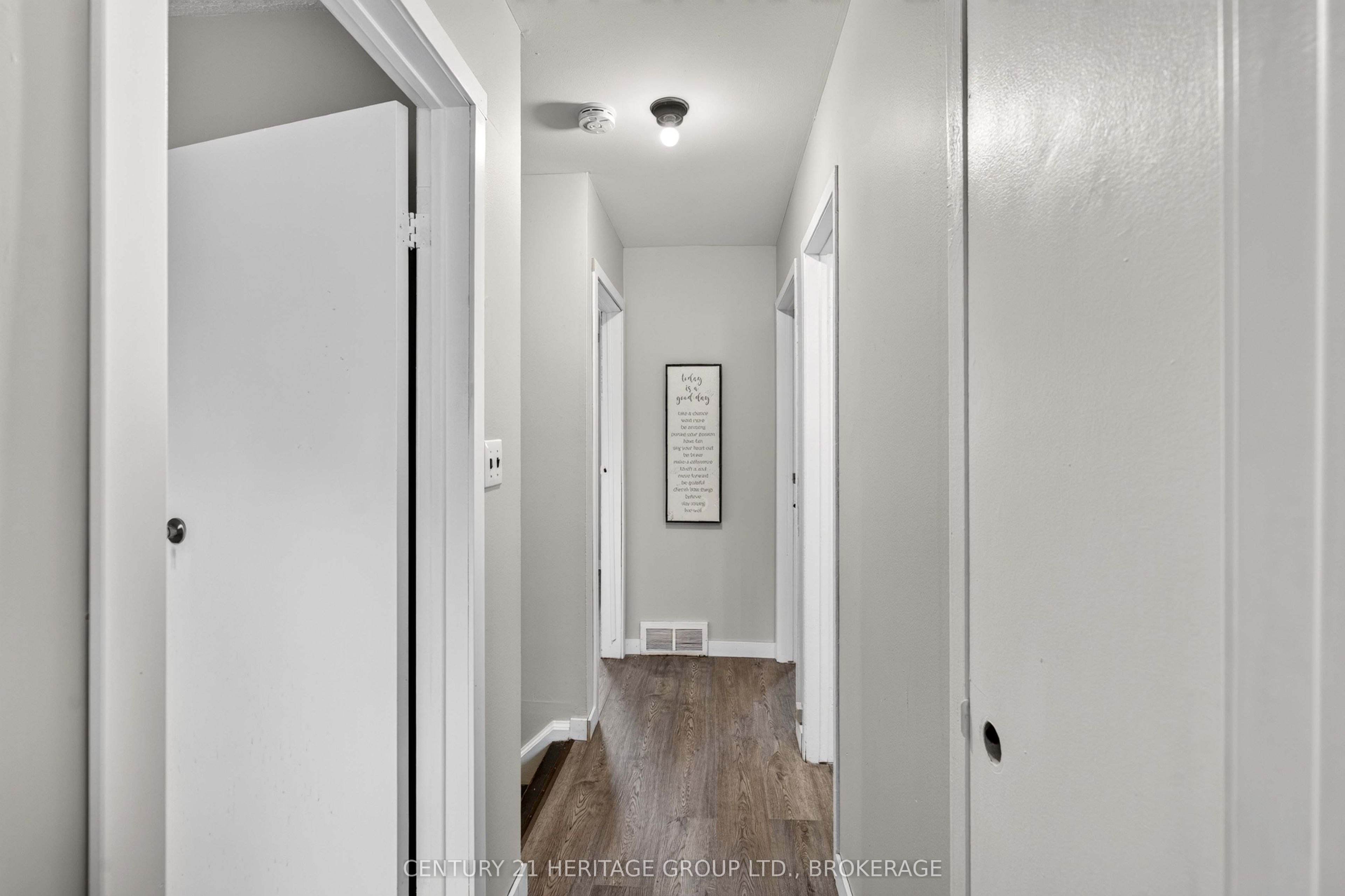 54 Woodstone Crescent Property Photo 20