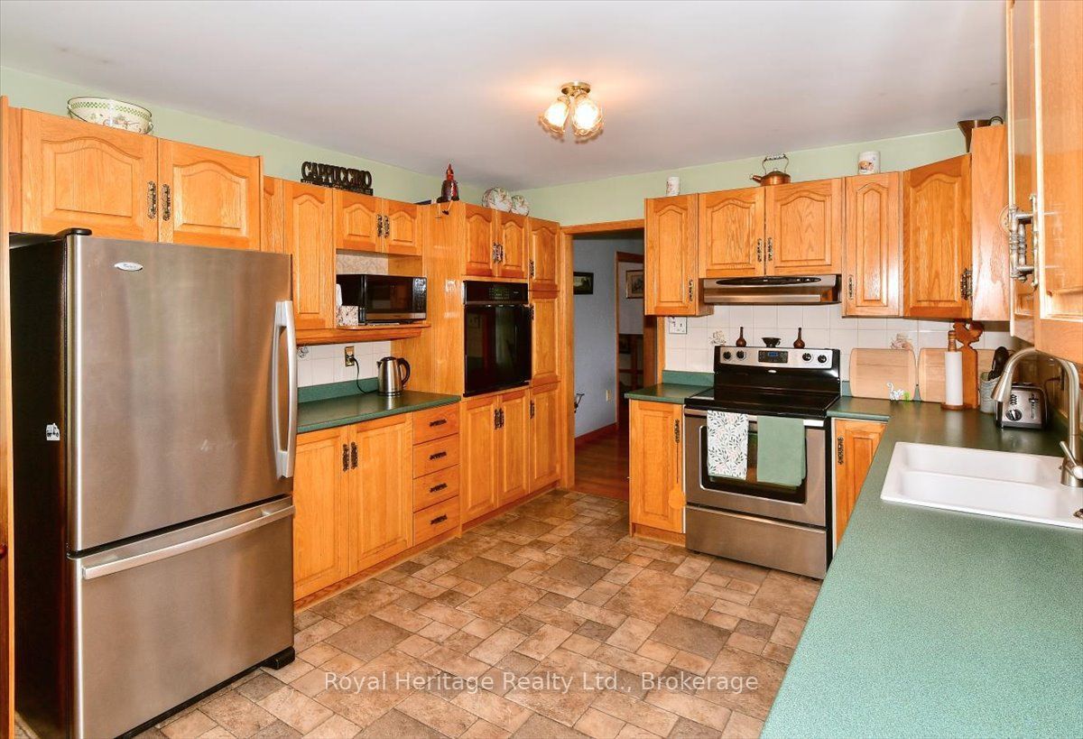 476 Emily Park Road Property Photo 16