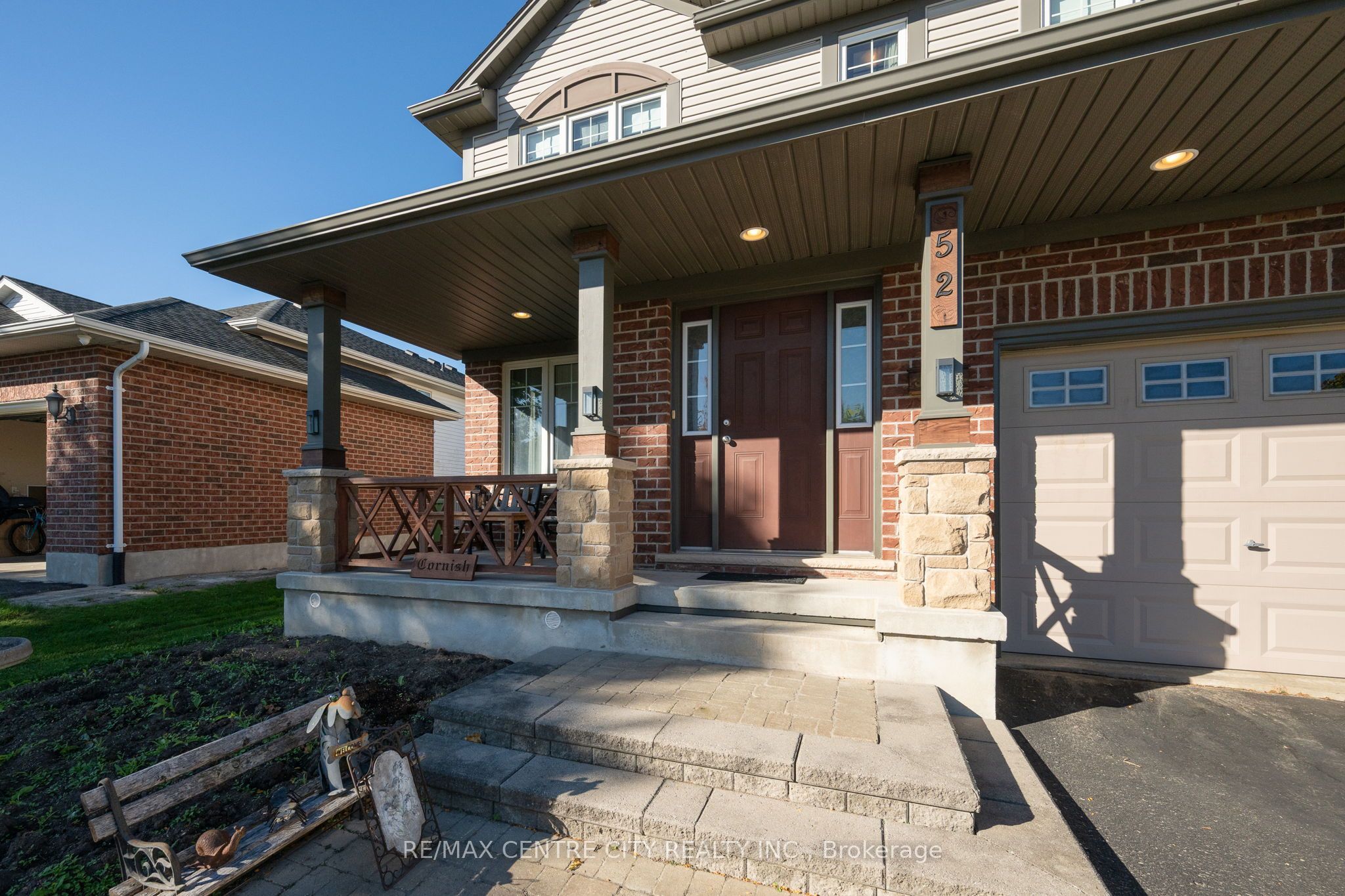 52 Pine Valley Drive Property Photo 3