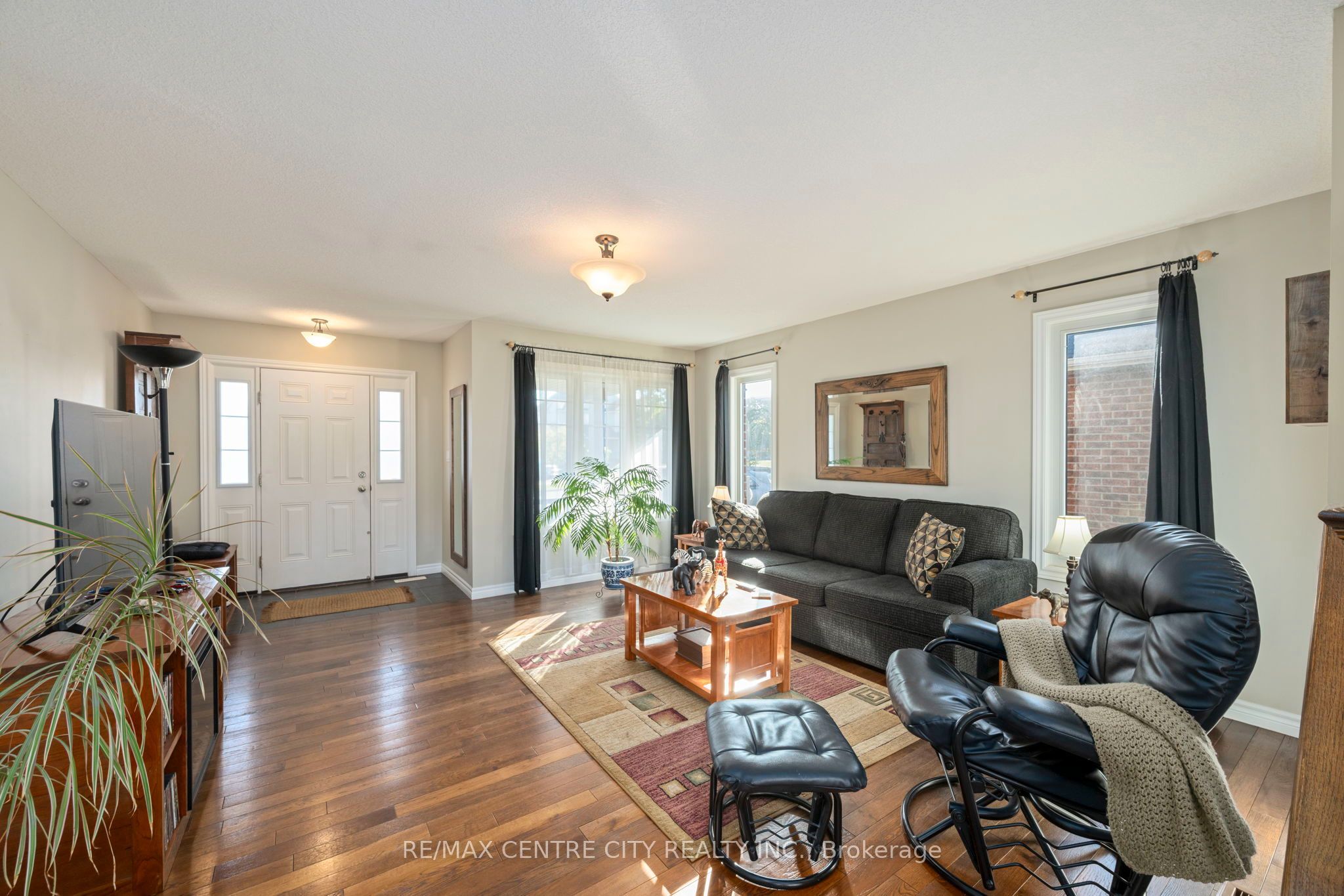 52 Pine Valley Drive Property Photo 9