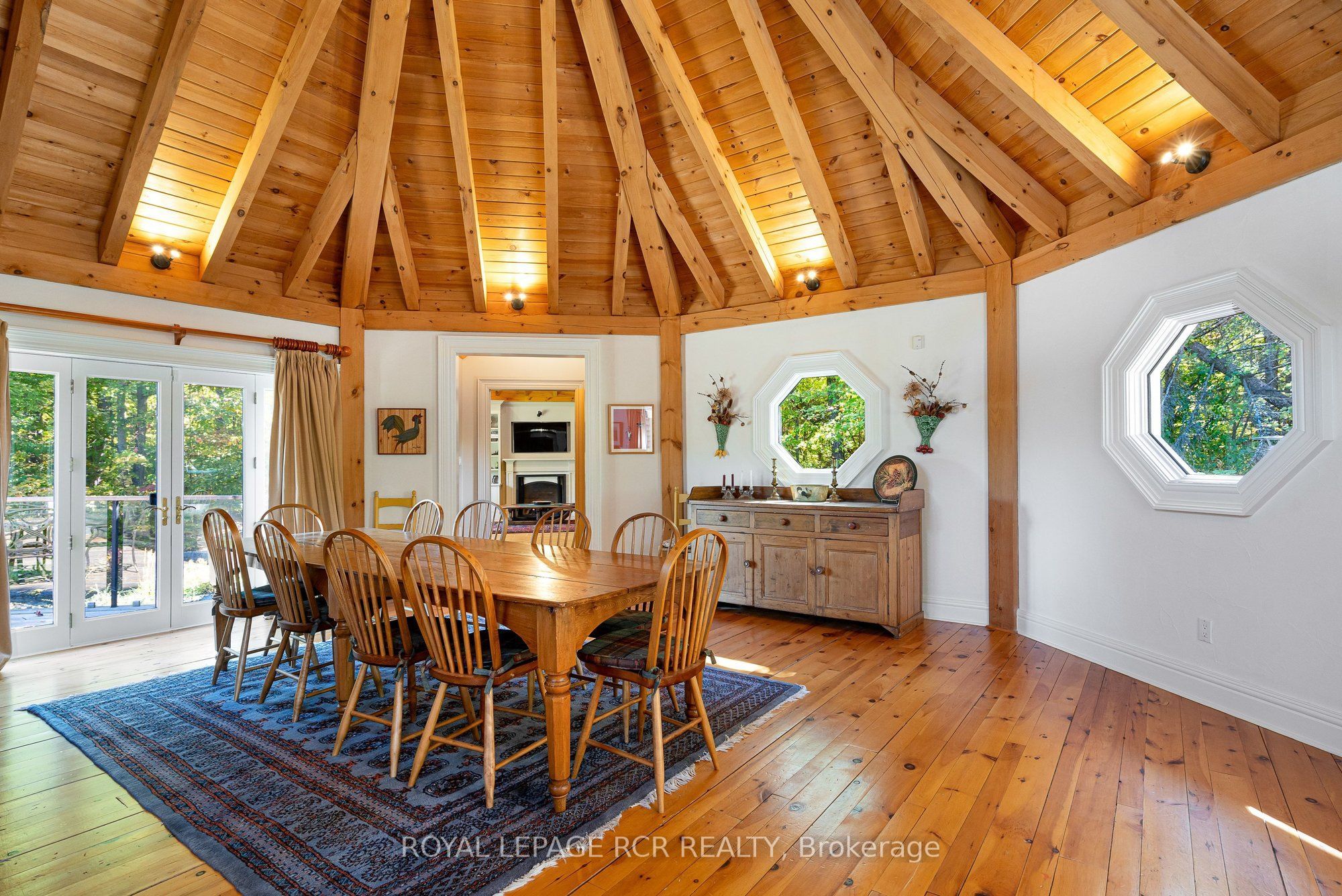 718157 1st Line E Property Photo 17