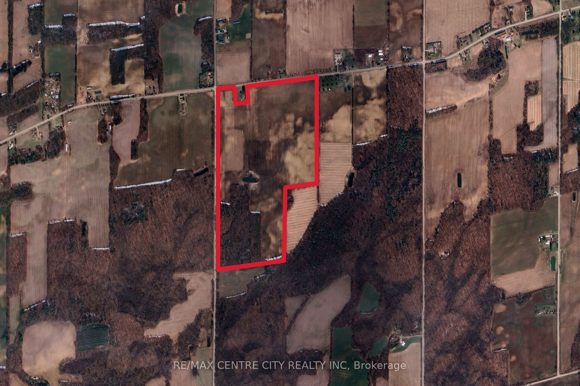 8916 Coyle Road Property Photo 2
