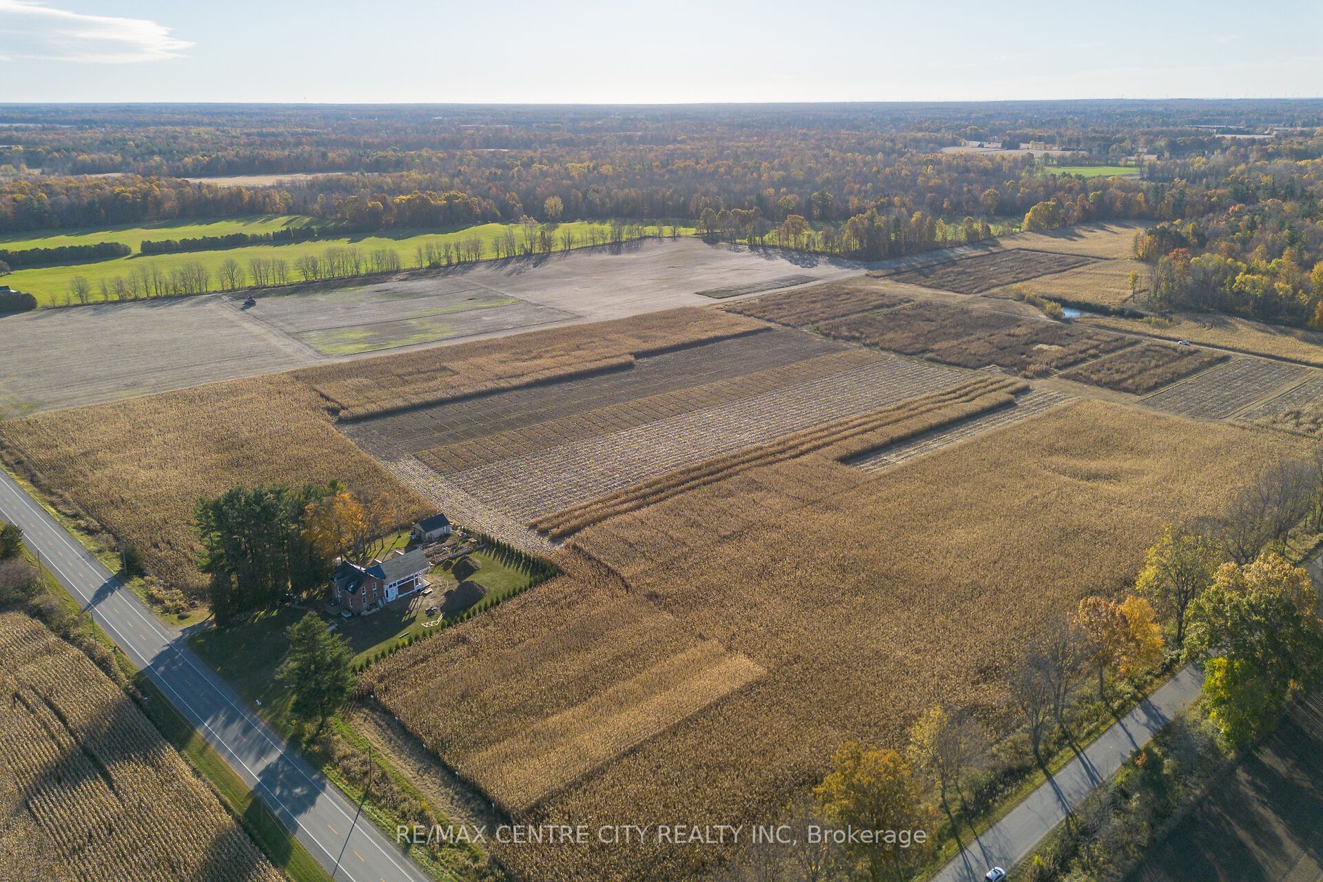 8916 Coyle Road Property Photo 6