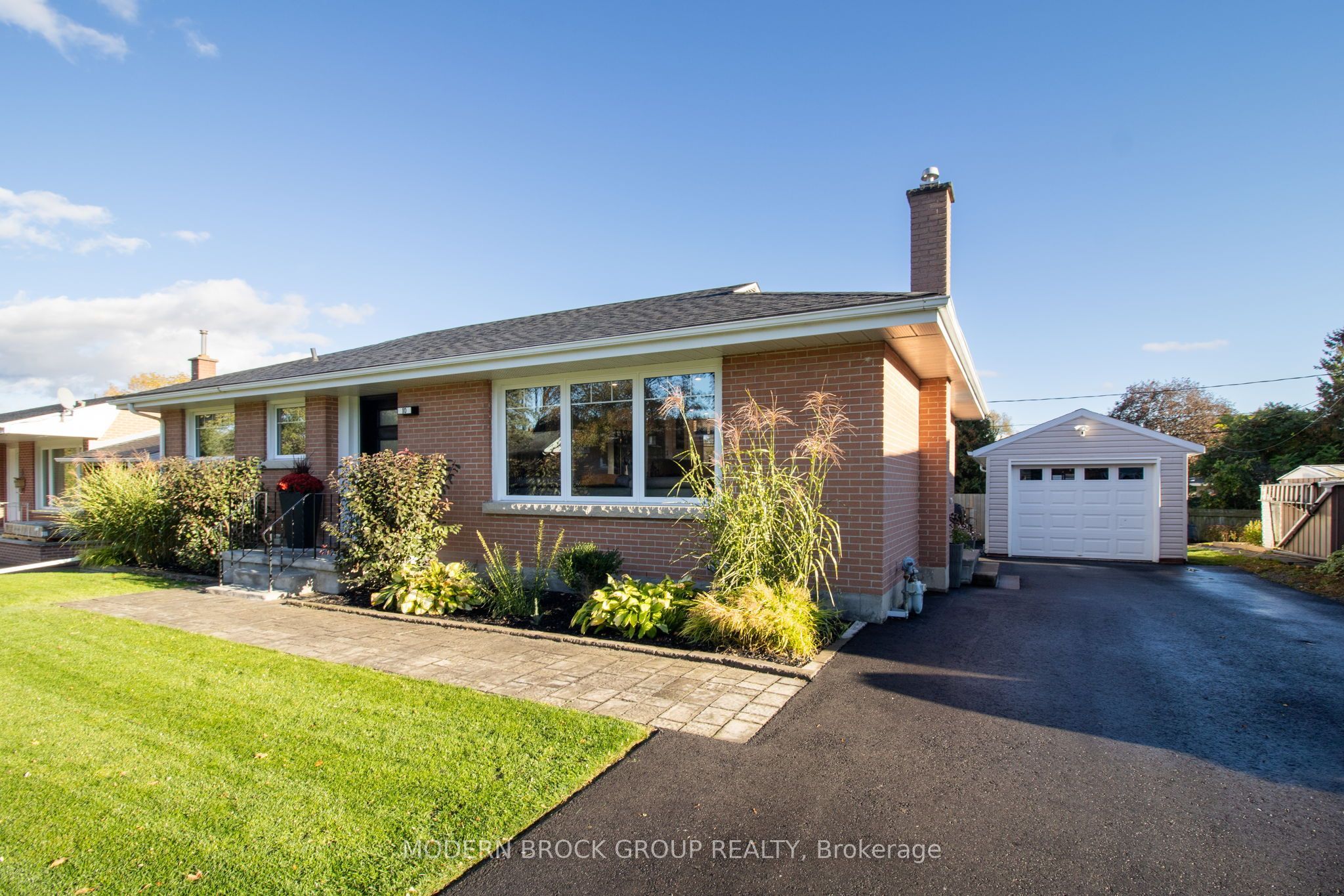 10 Manor Drive Property Photo 2