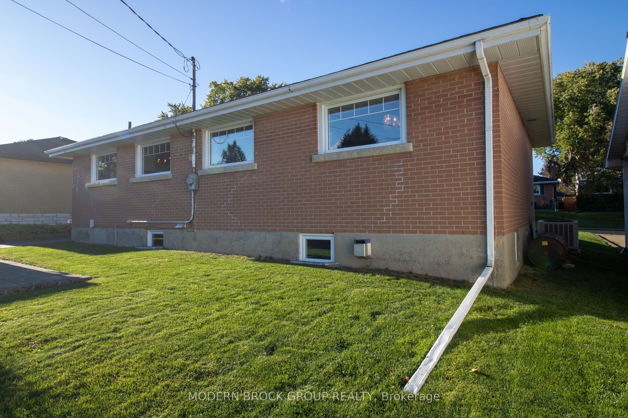 10 Manor Drive Property Photo 5