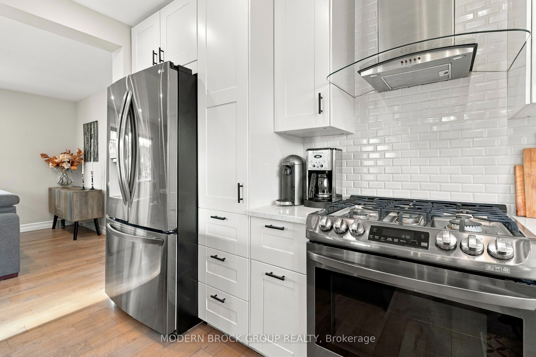 10 Manor Drive Property Photo 10