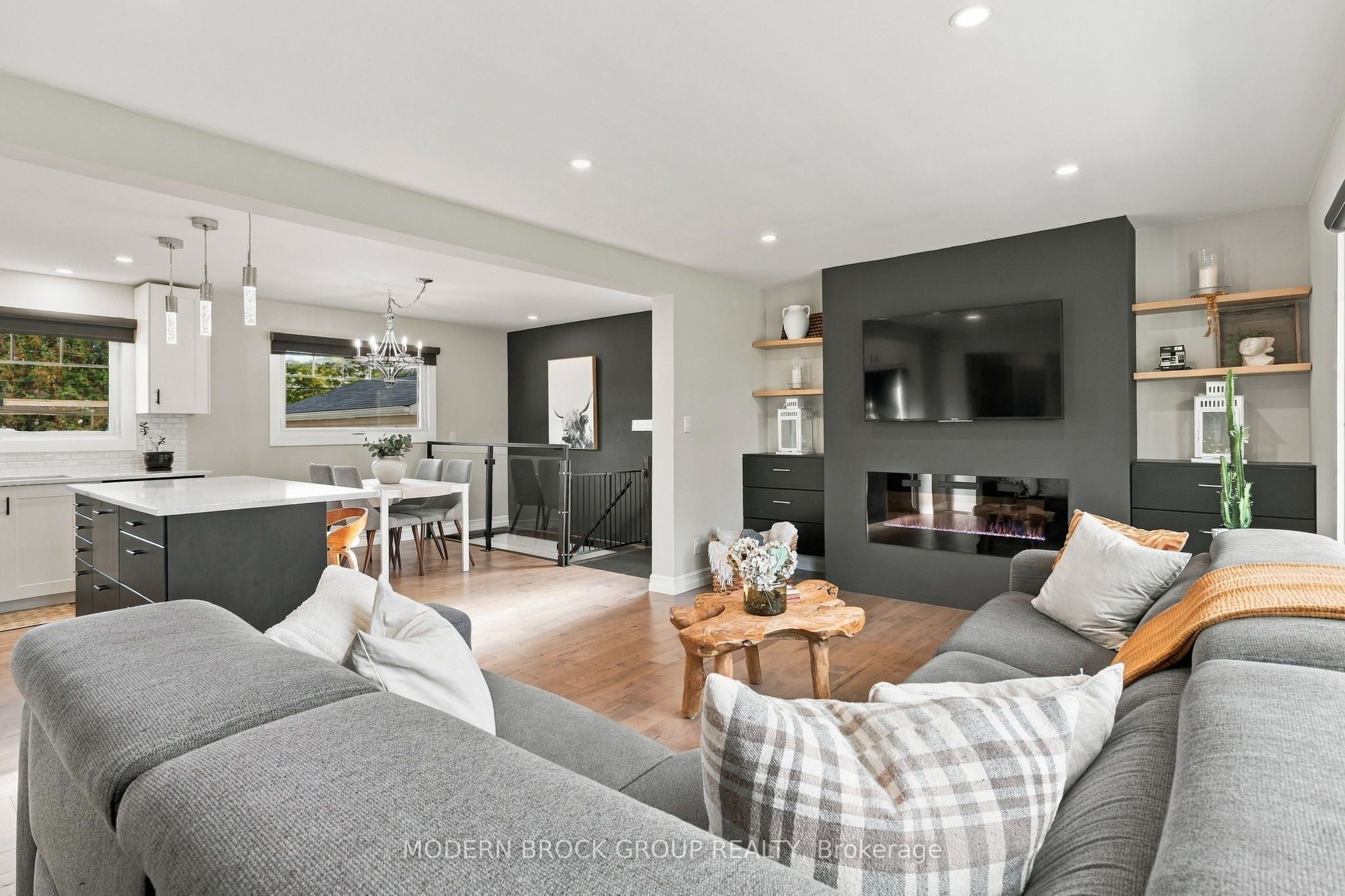 10 Manor Drive Property Photo 23