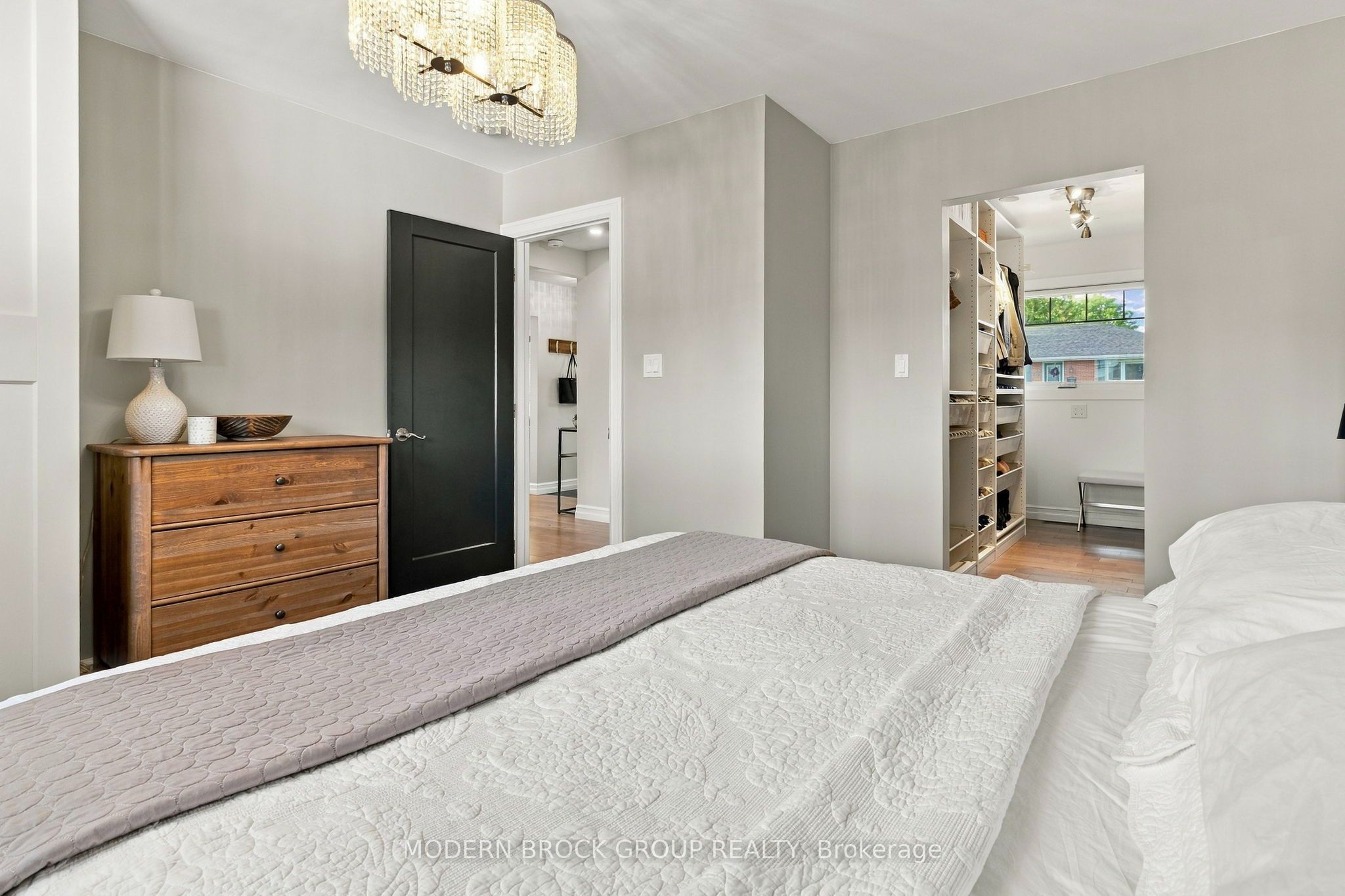 10 Manor Drive Property Photo 26