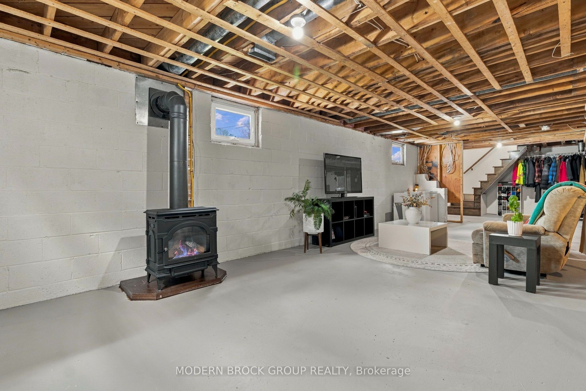 10 Manor Drive Property Photo 37