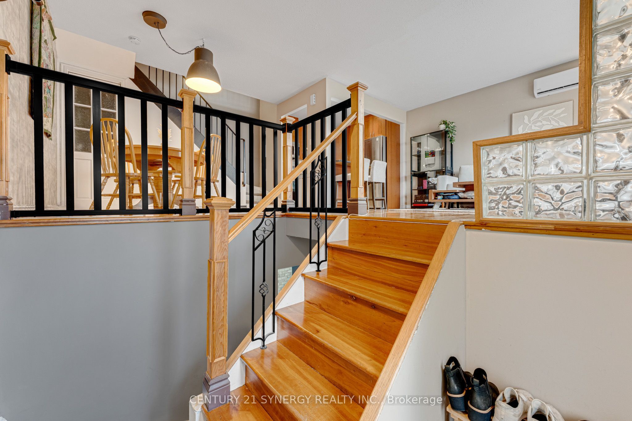 19 A Banner Road Property Photo 3