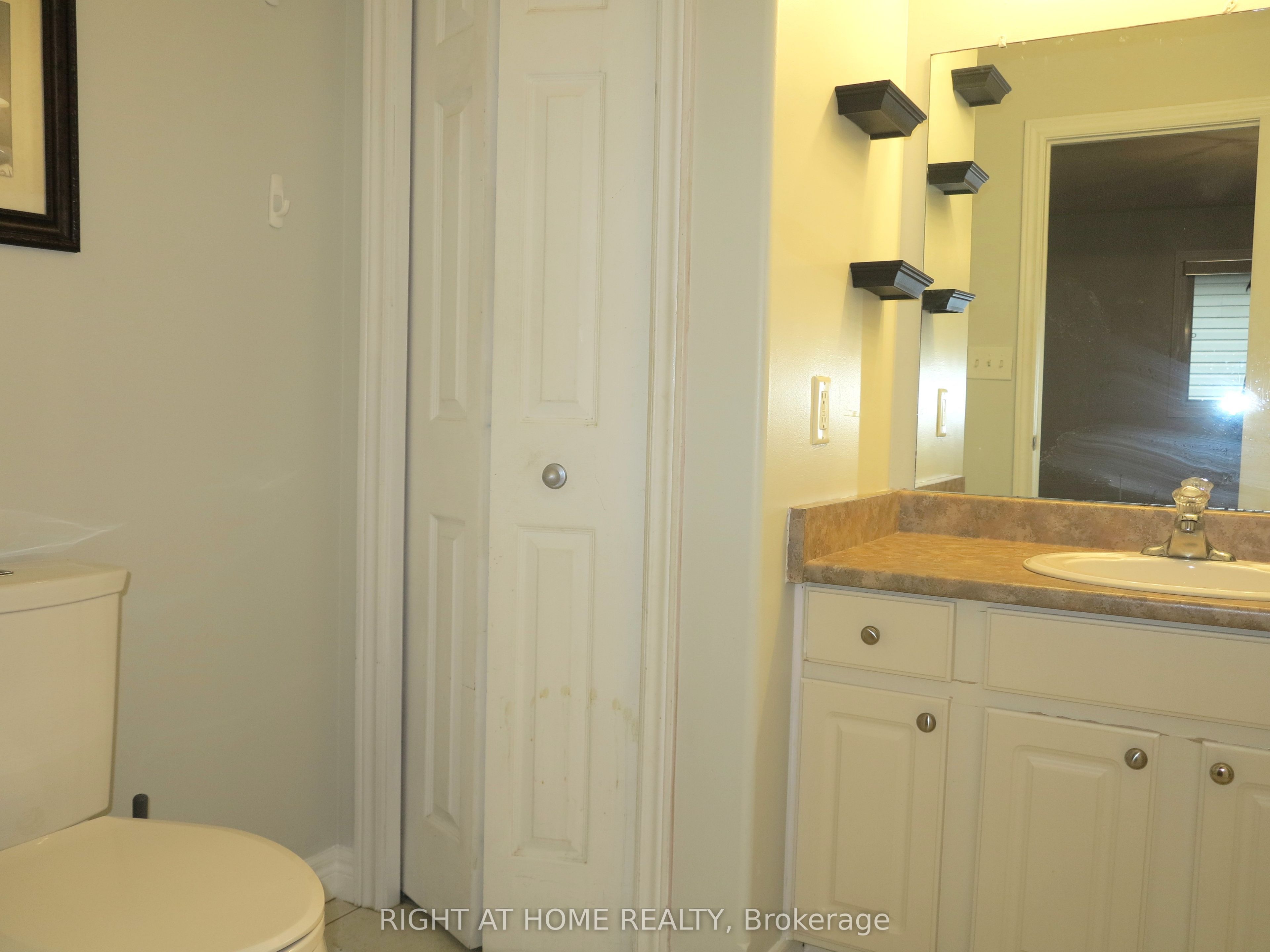101 Joanne Court Property Photo 11