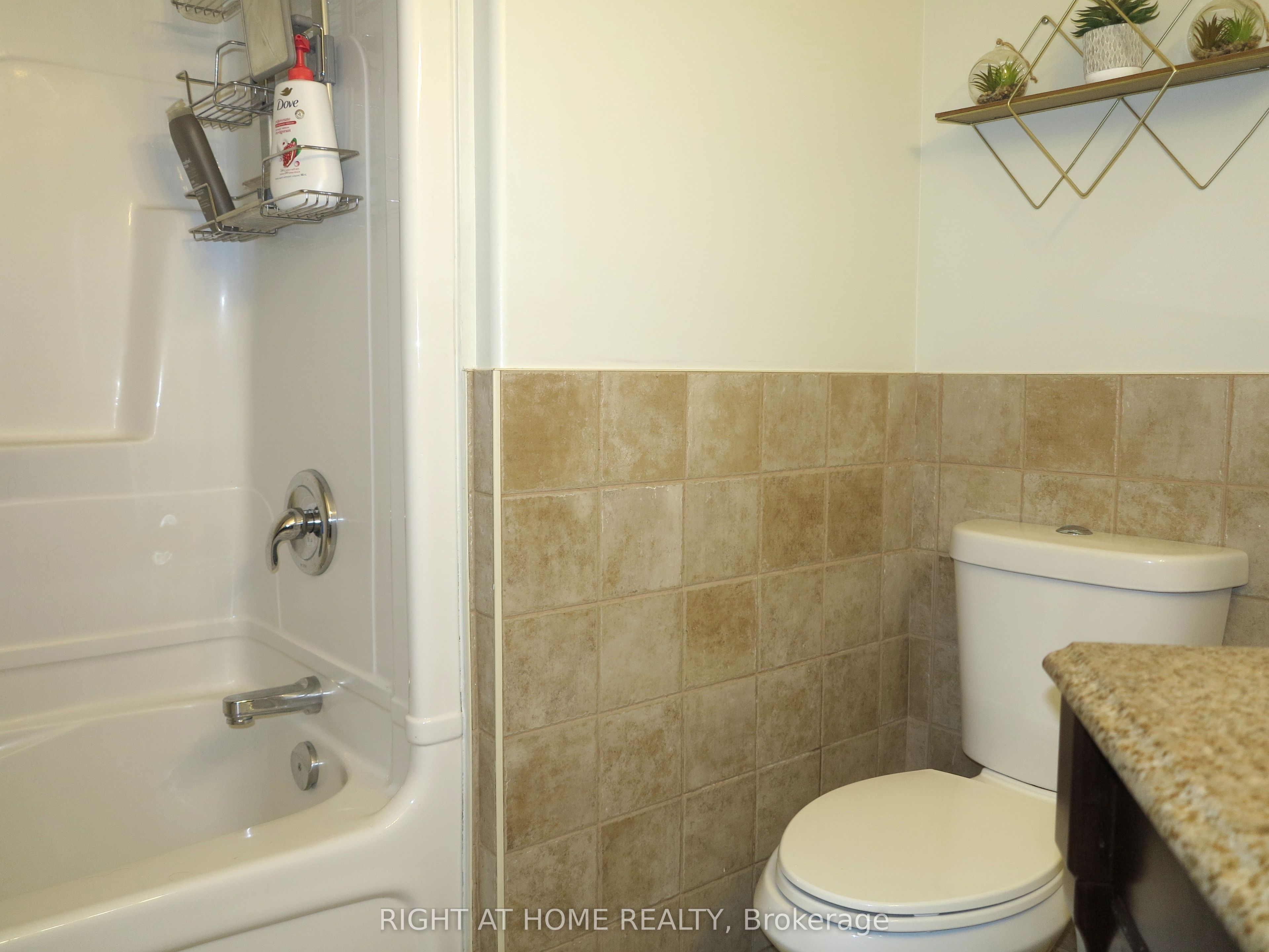101 Joanne Court Property Photo 17