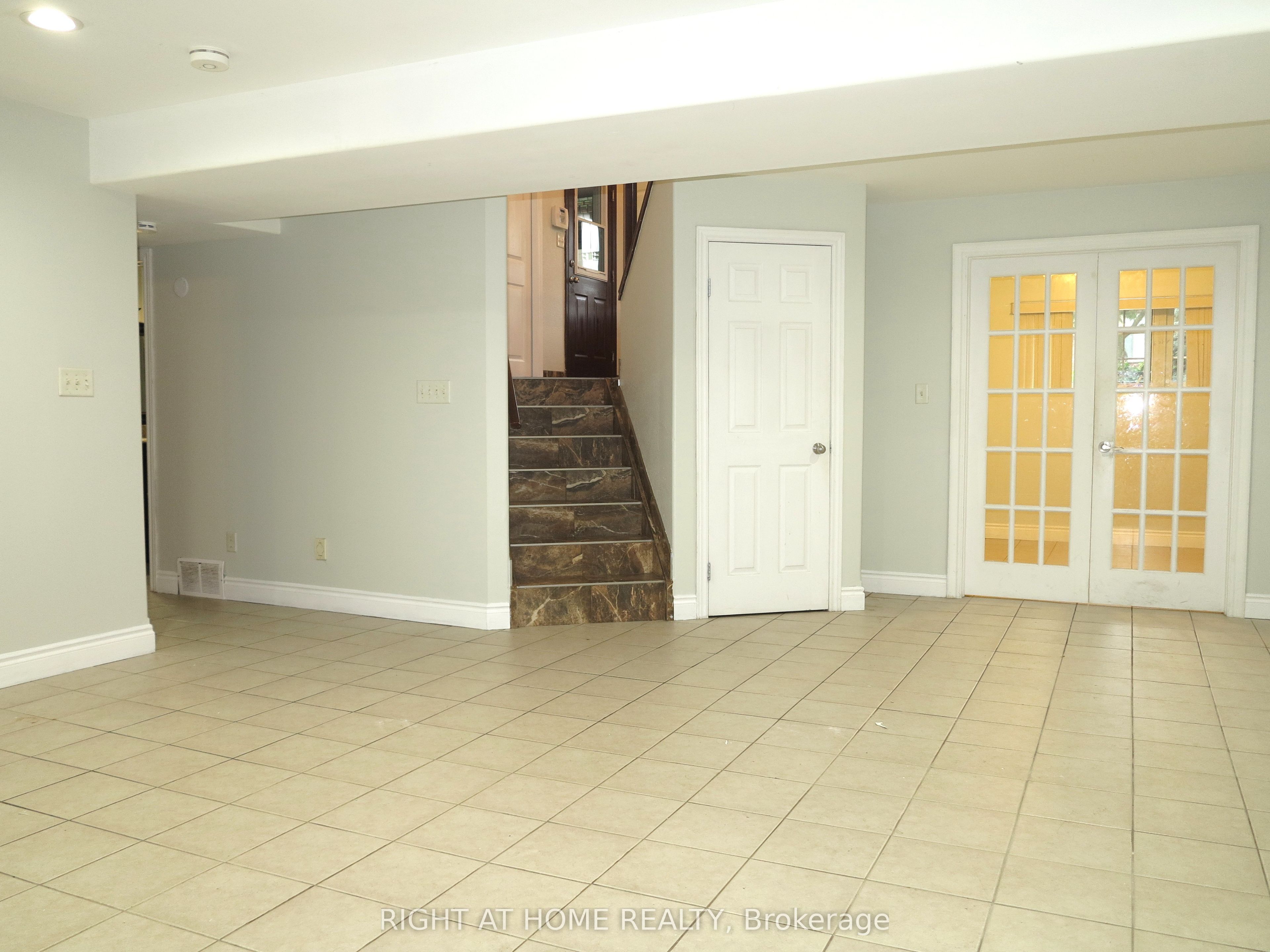 101 Joanne Court Property Photo 21