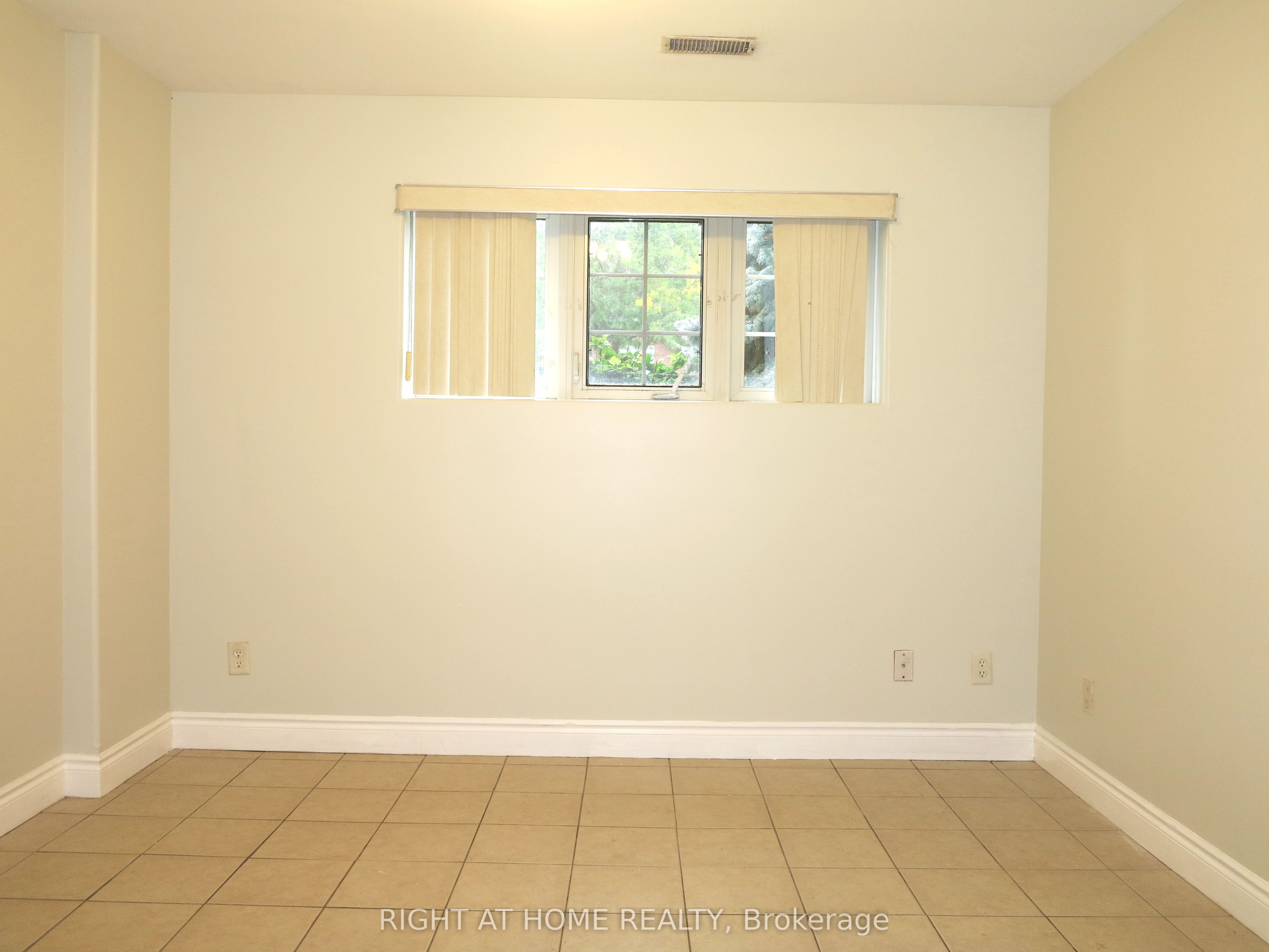 101 Joanne Court Property Photo 22