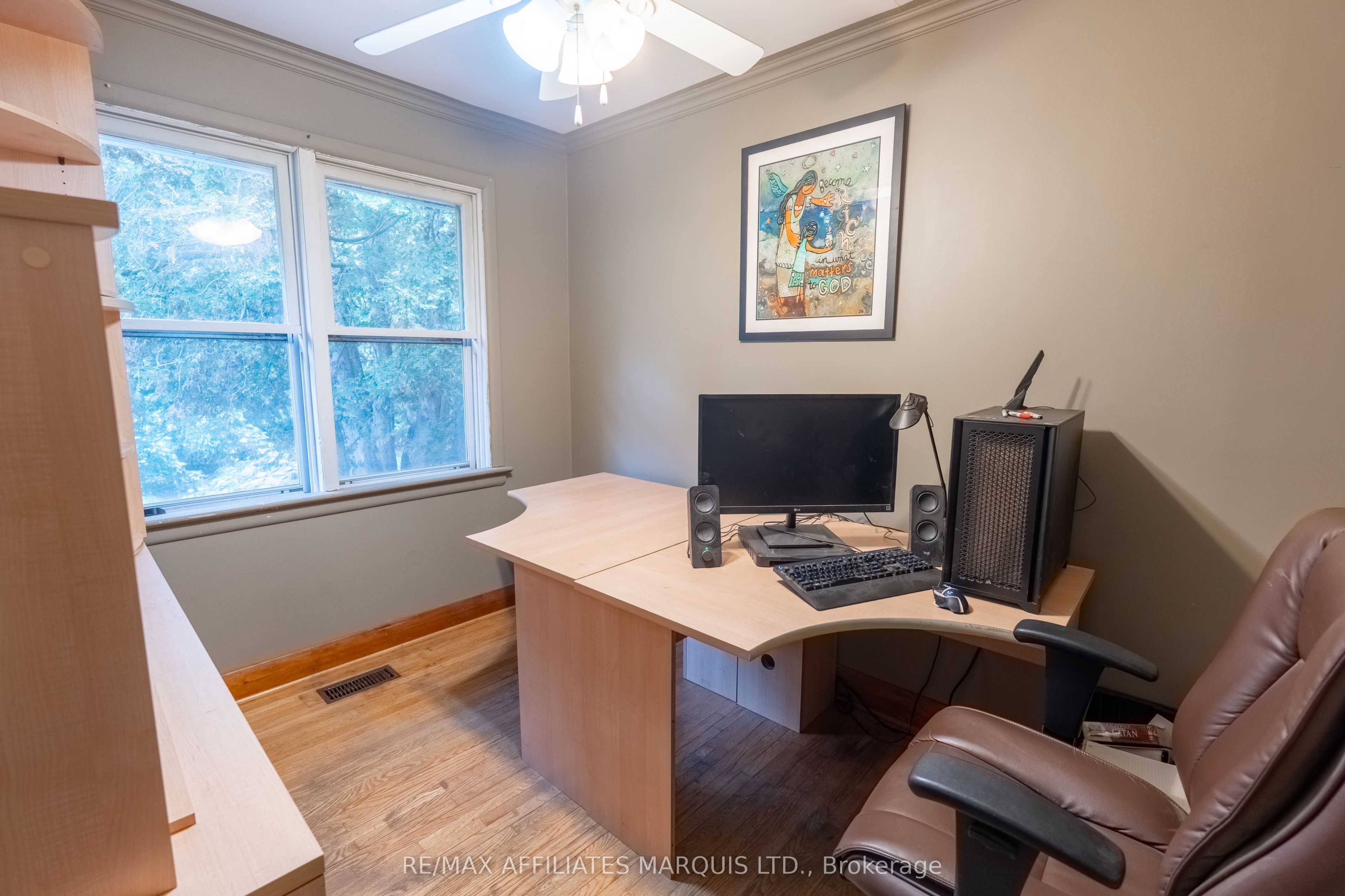60 Maple Street Property Photo 13