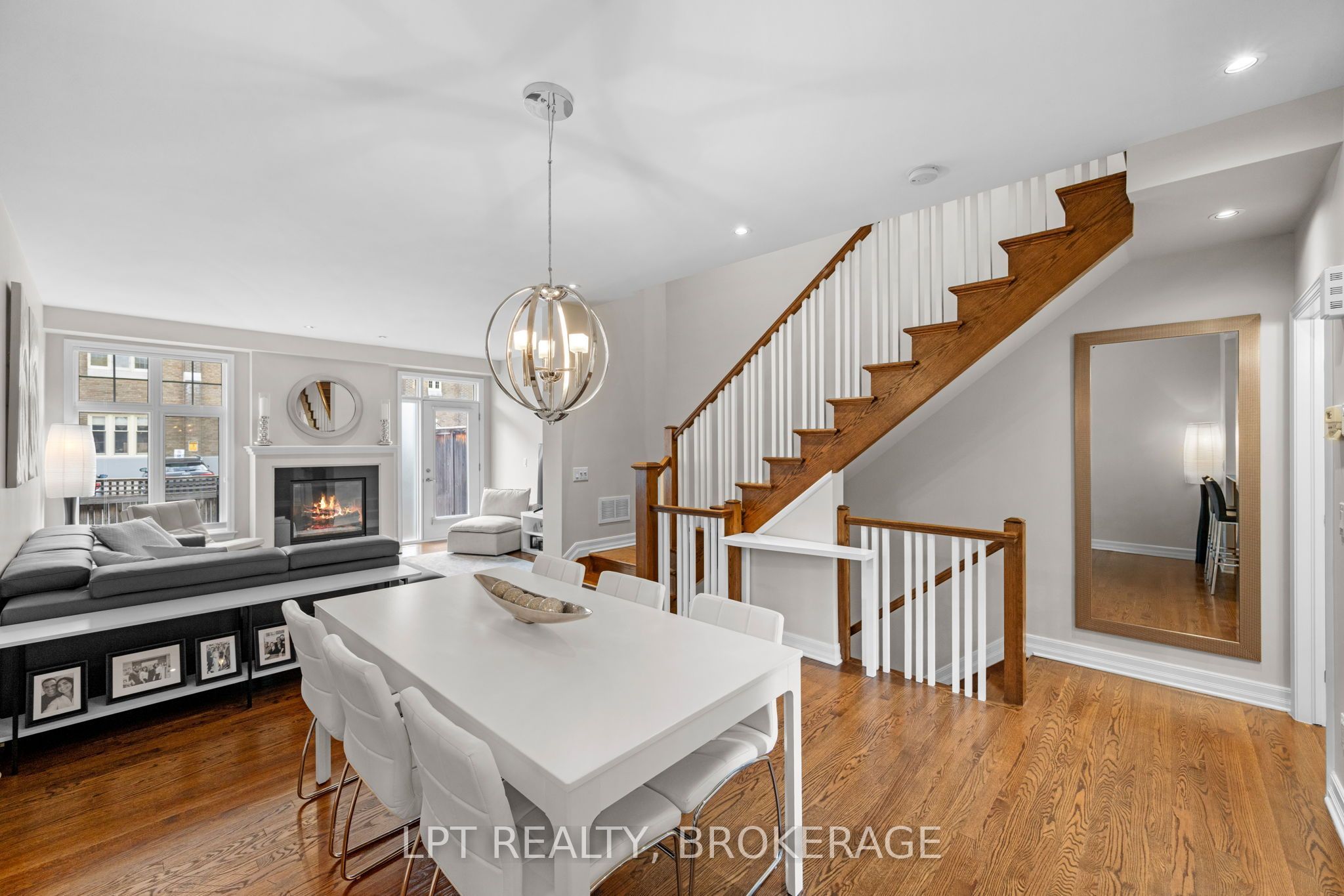 202 Dalkeith Private Property Photo 12