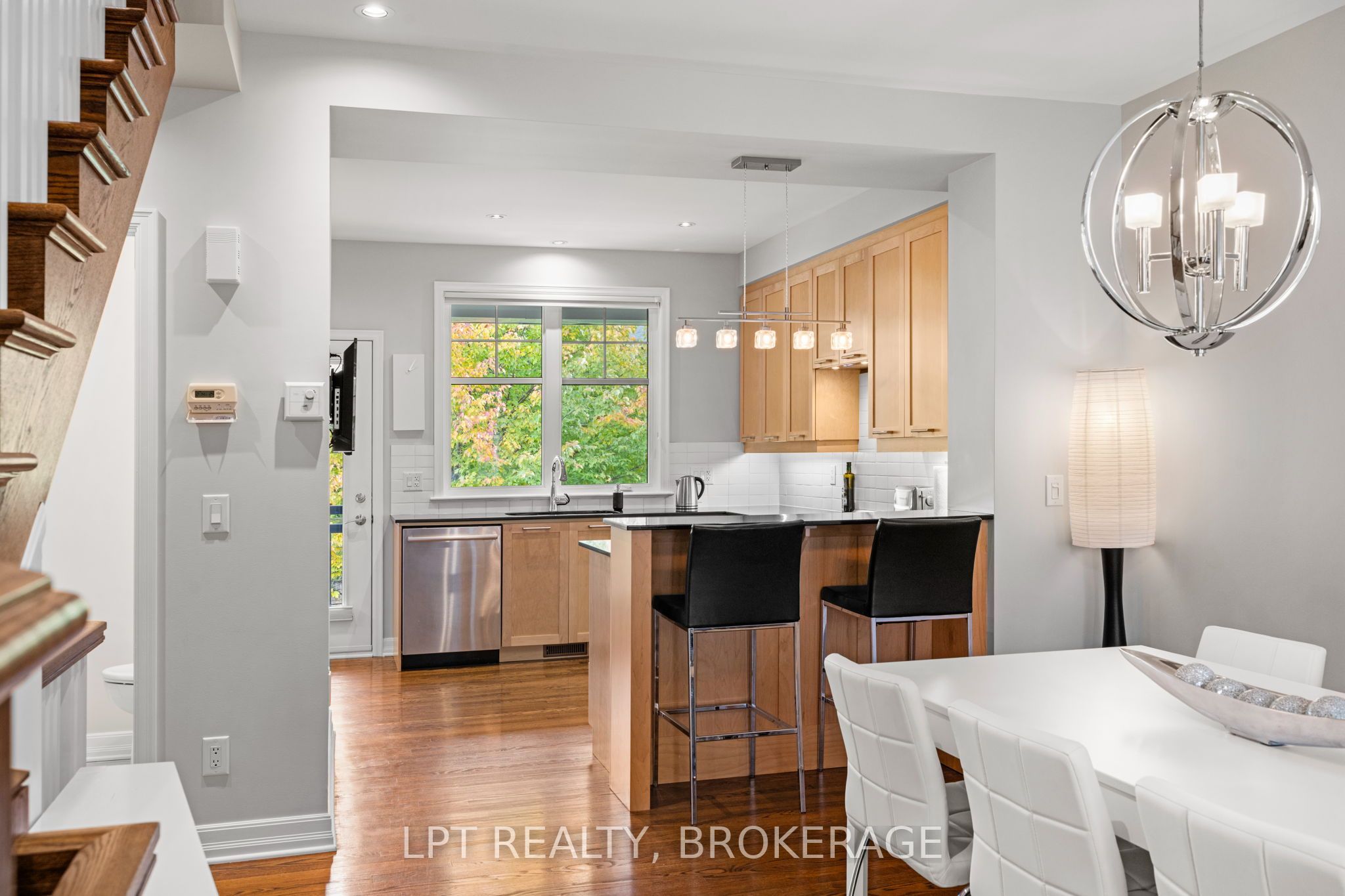 202 Dalkeith Private Property Photo 20