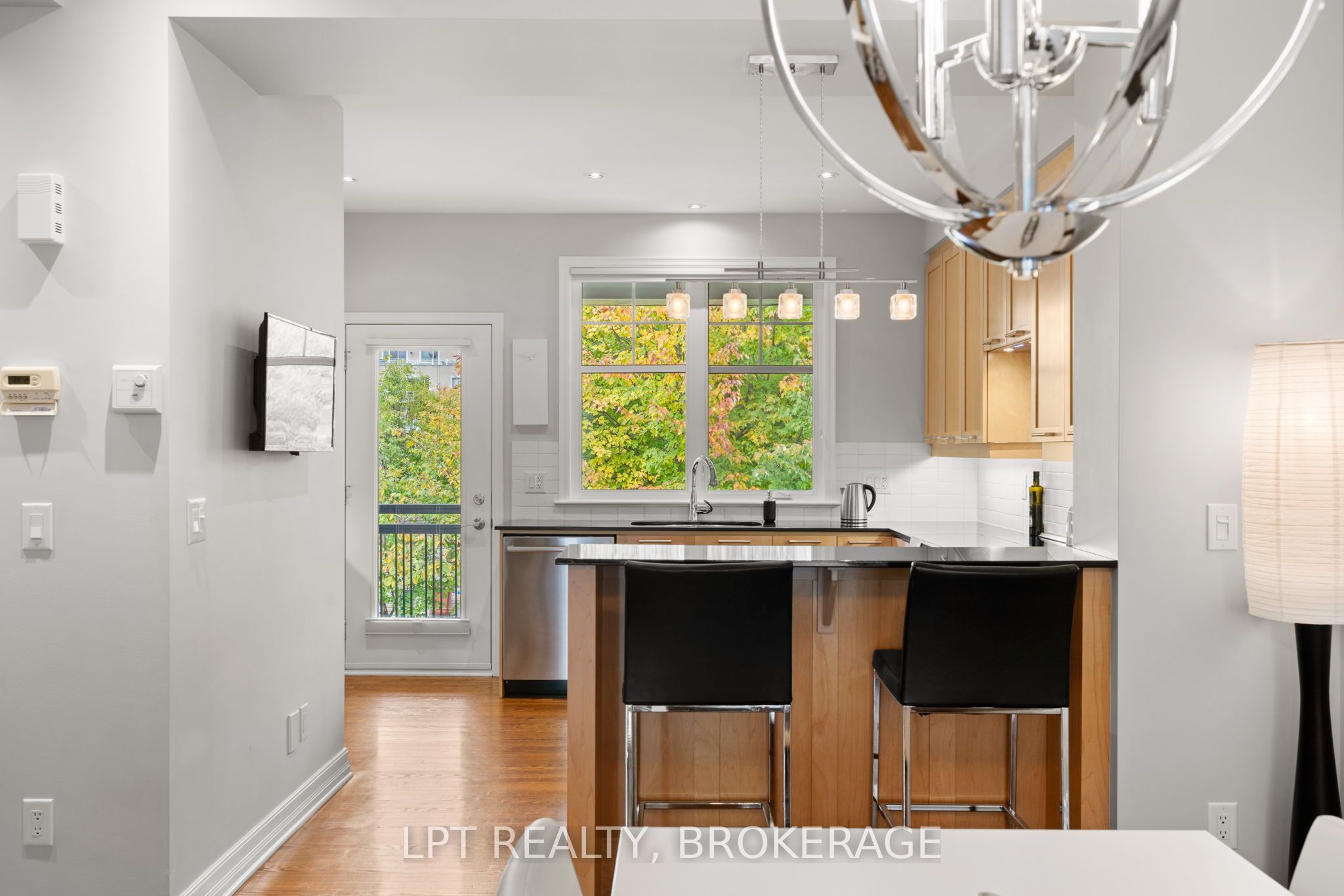 202 Dalkeith Private Property Photo 21