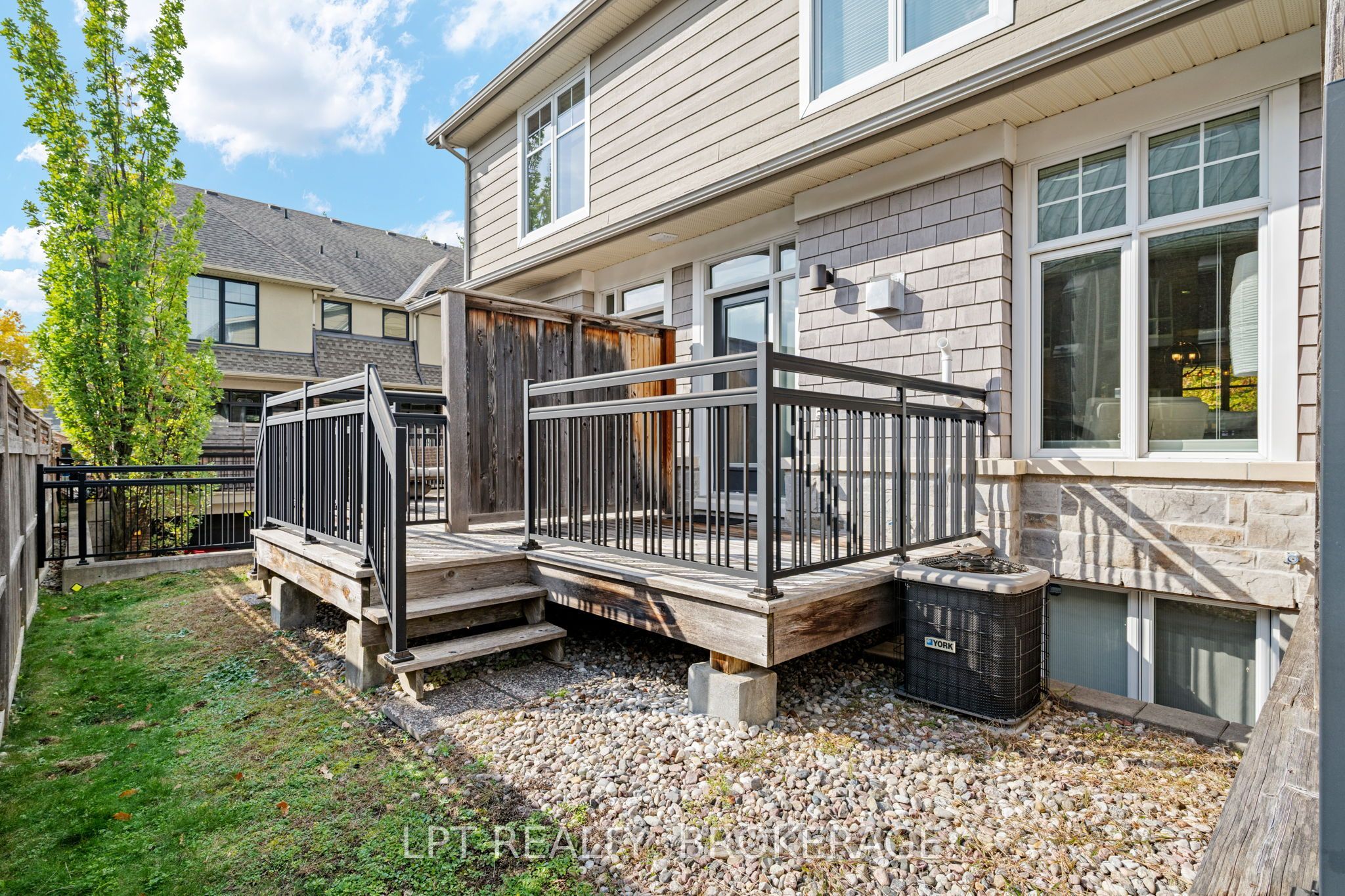 202 Dalkeith Private Property Photo 23