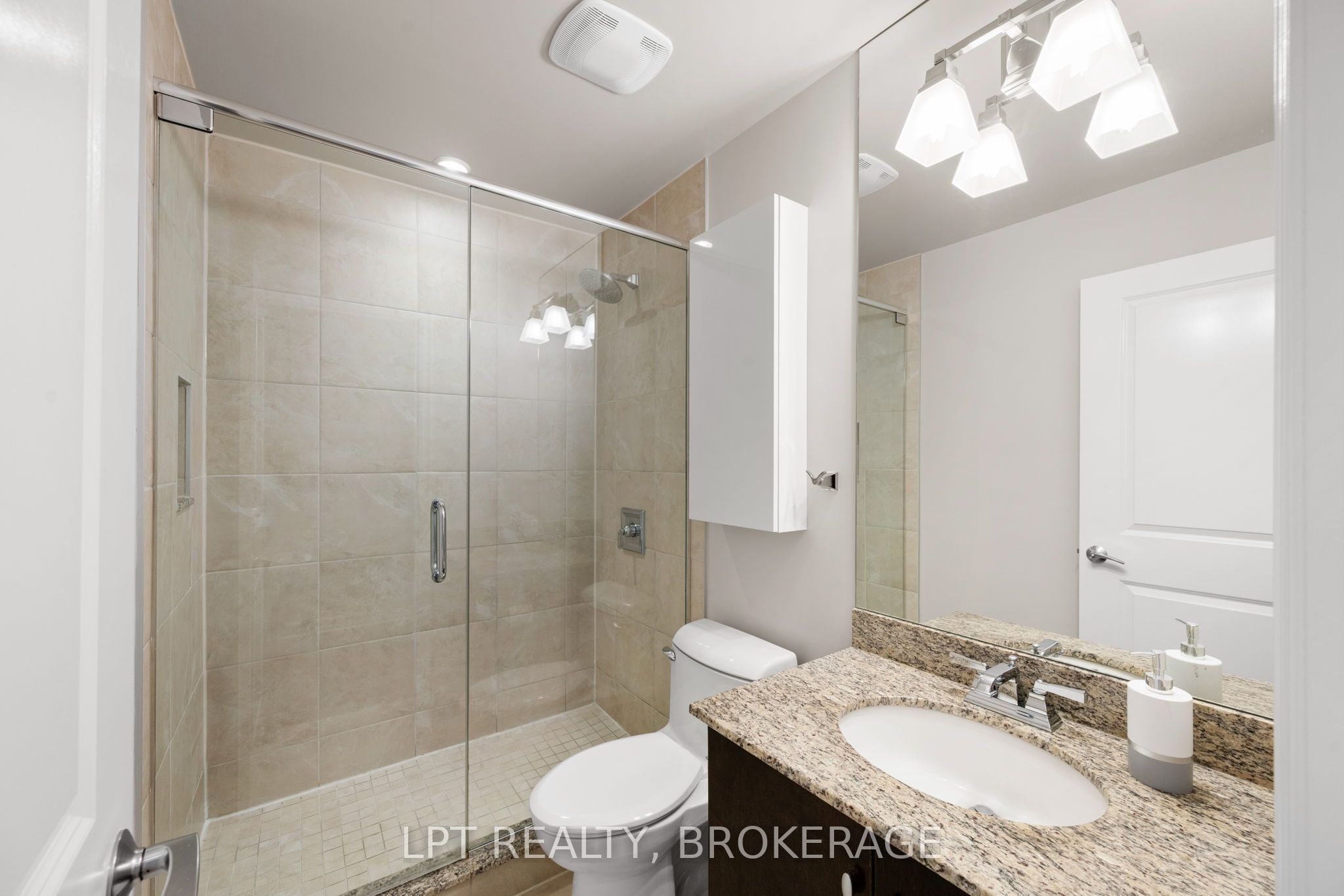 202 Dalkeith Private Property Photo 30