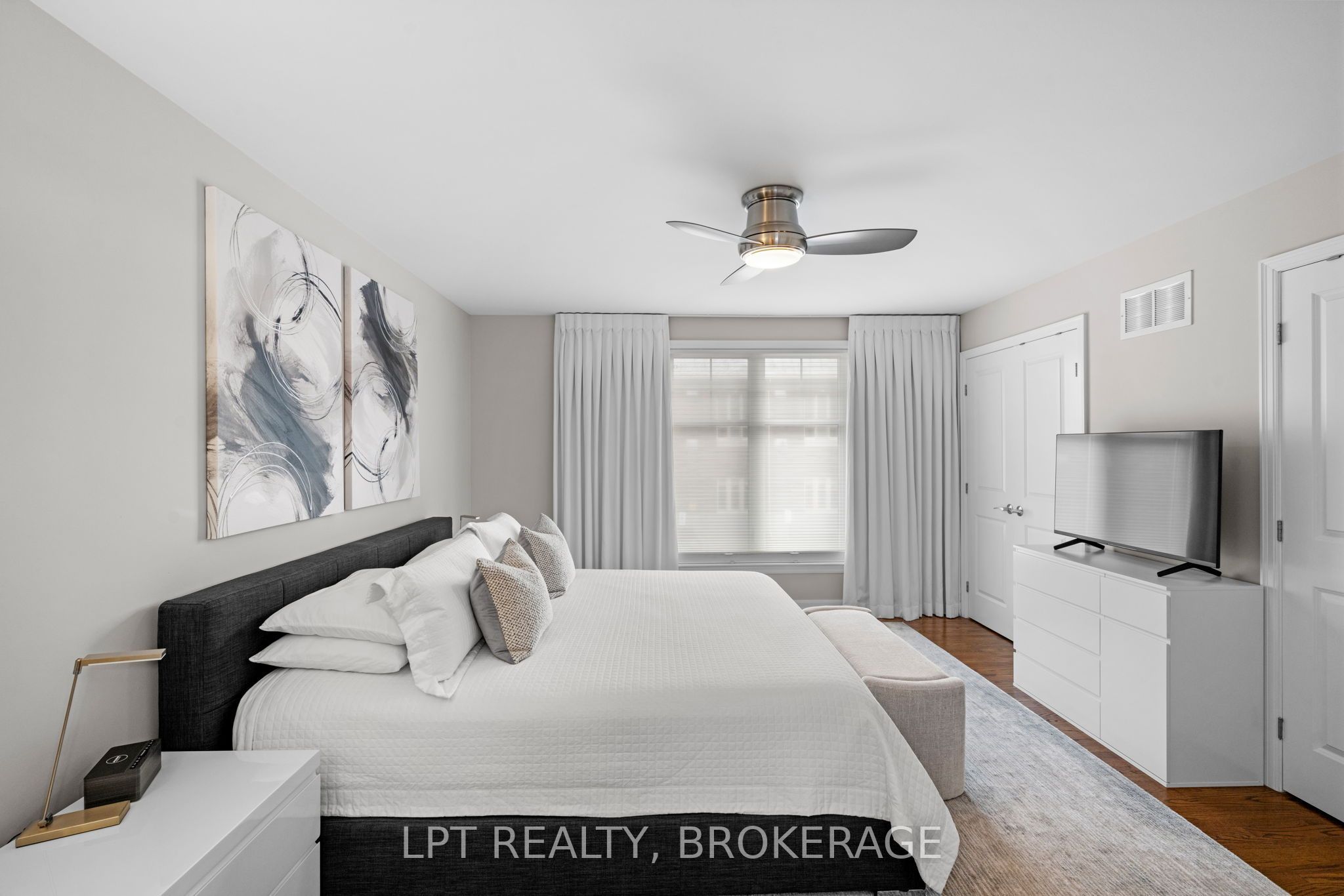 202 Dalkeith Private Property Photo 32