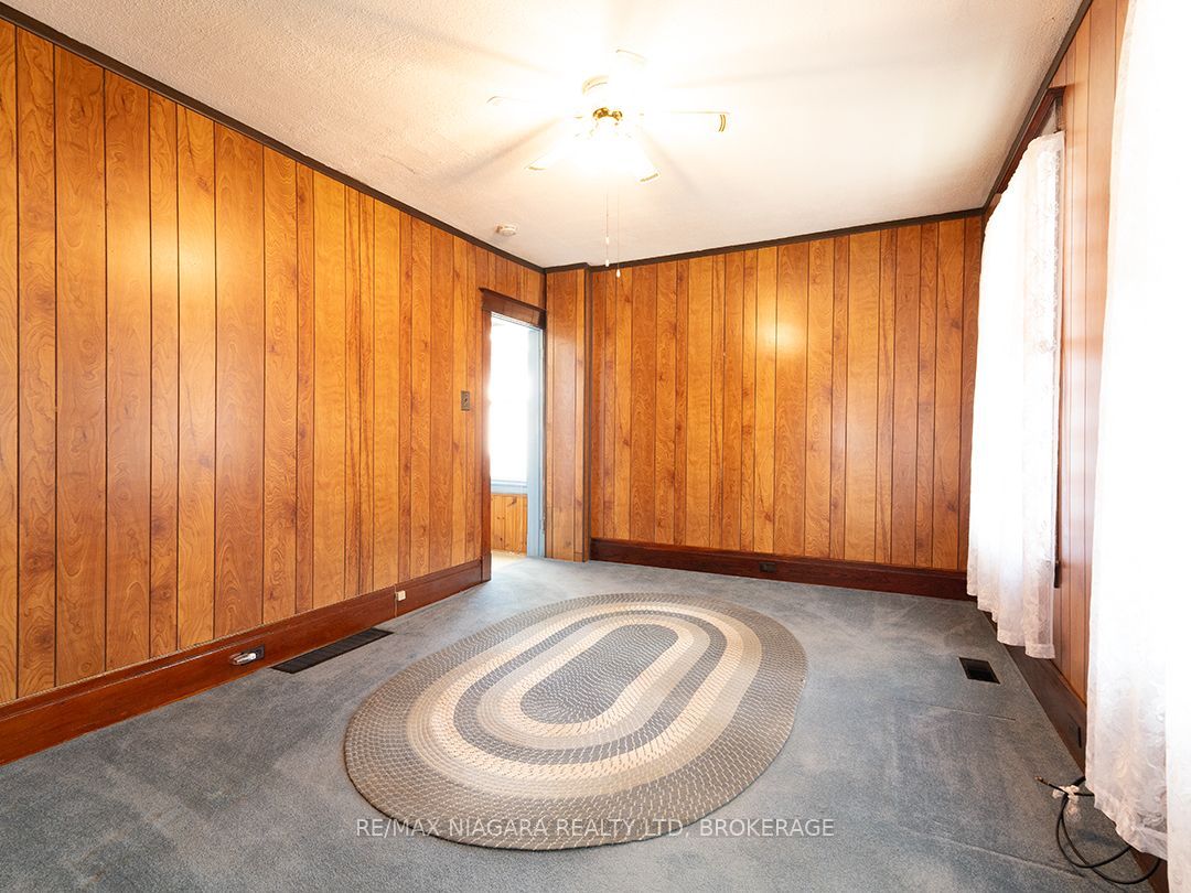 632 King Street Property Photo 25