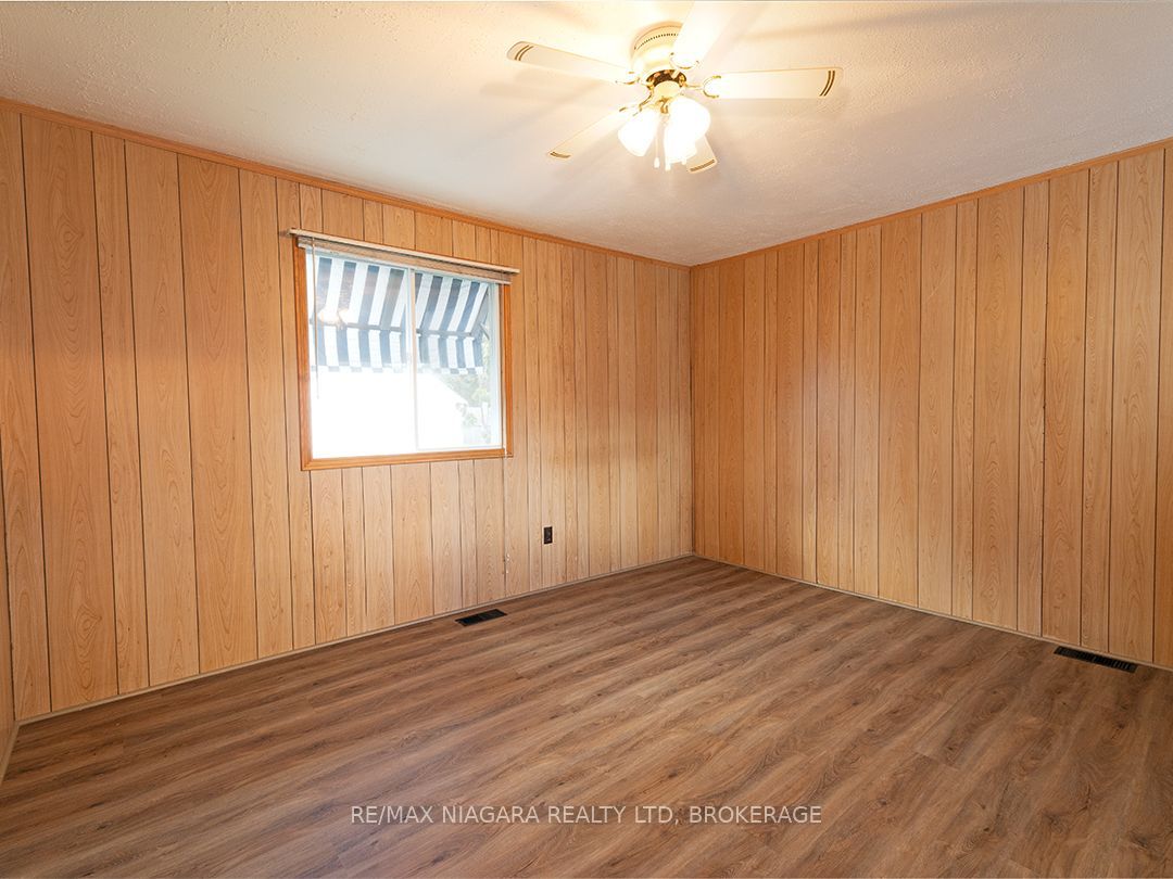 632 King Street Property Photo 26