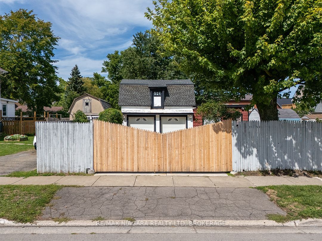 632 King Street Property Photo 31