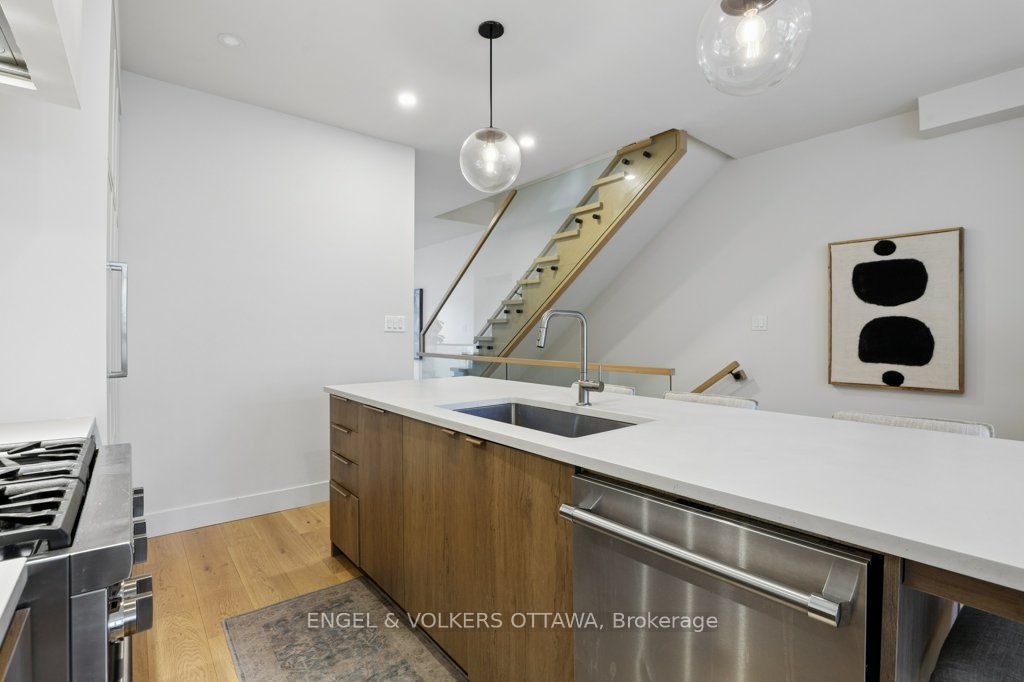 569 Edison Avenue Property Photo 17