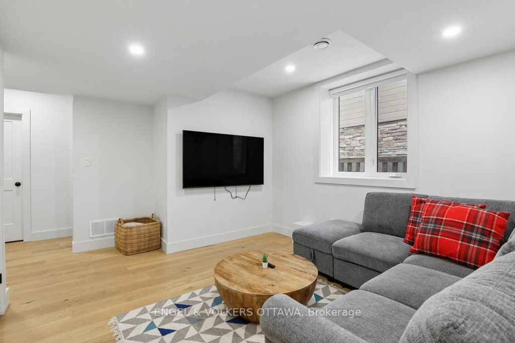 569 Edison Avenue Property Photo 36