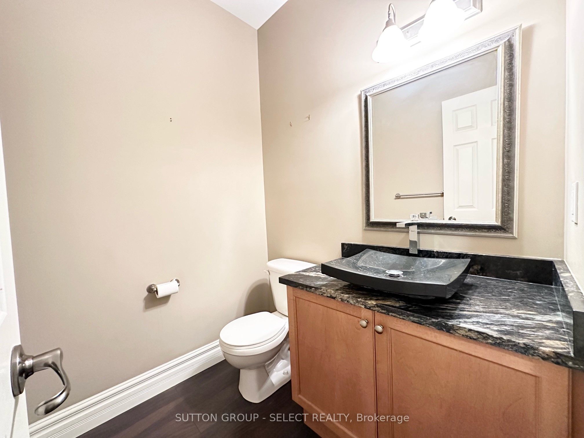 407 Kingbird Court Property Photo 11