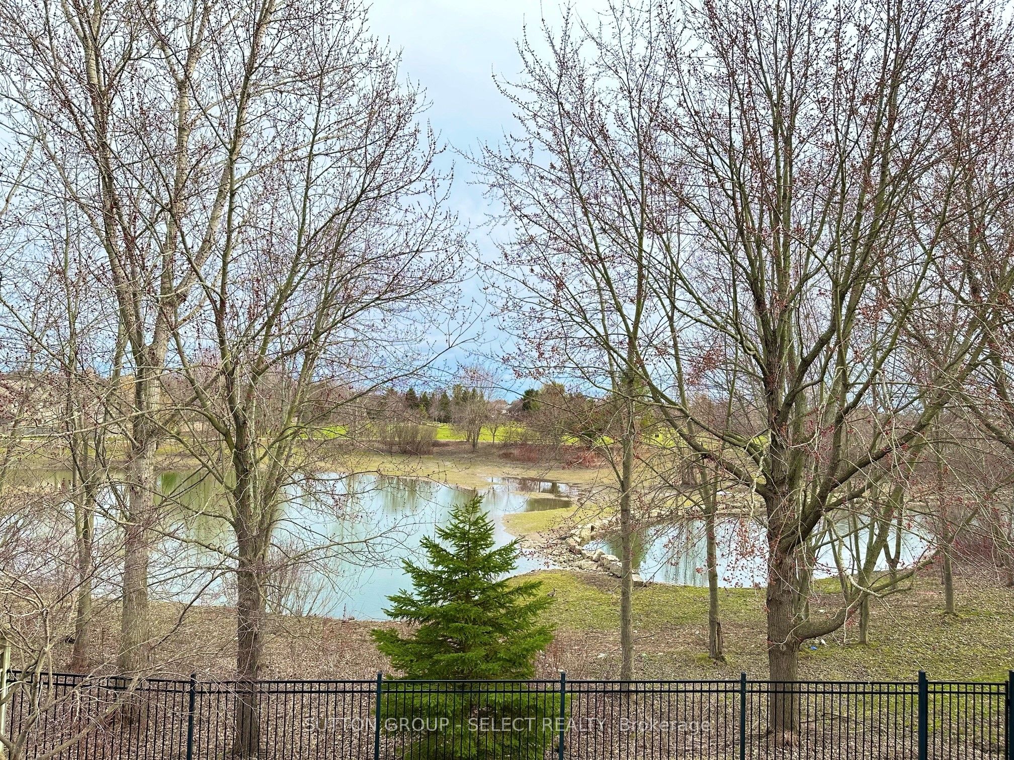 407 Kingbird Court Property Photo 23