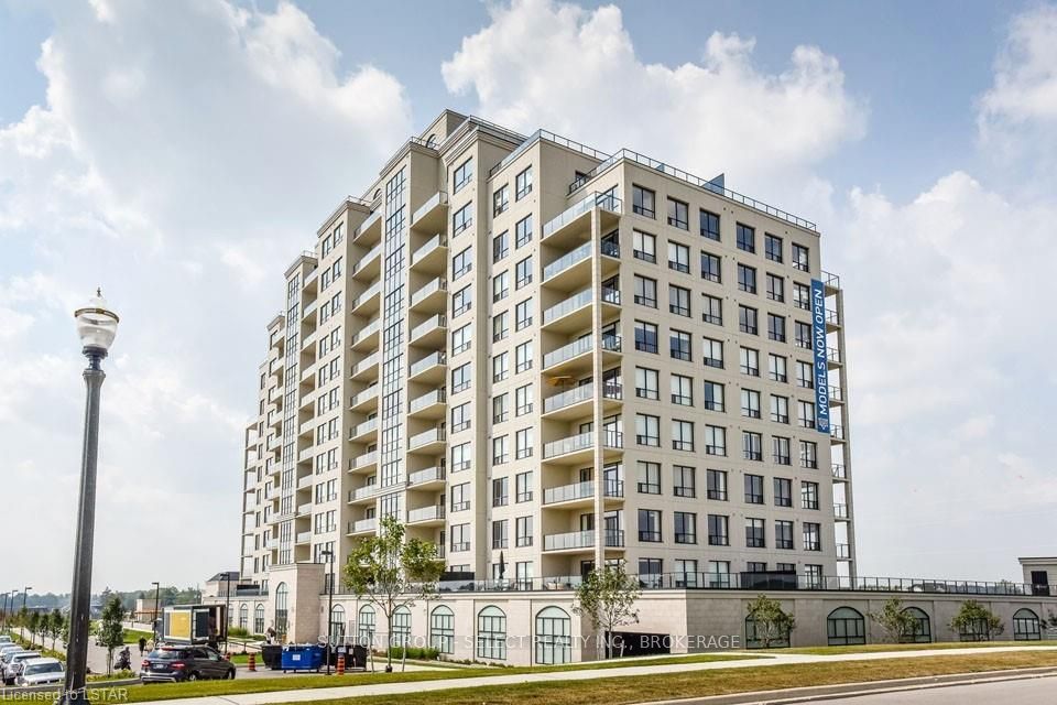 260 VILLAGEWALK Boulevard 802 Property Photo 1