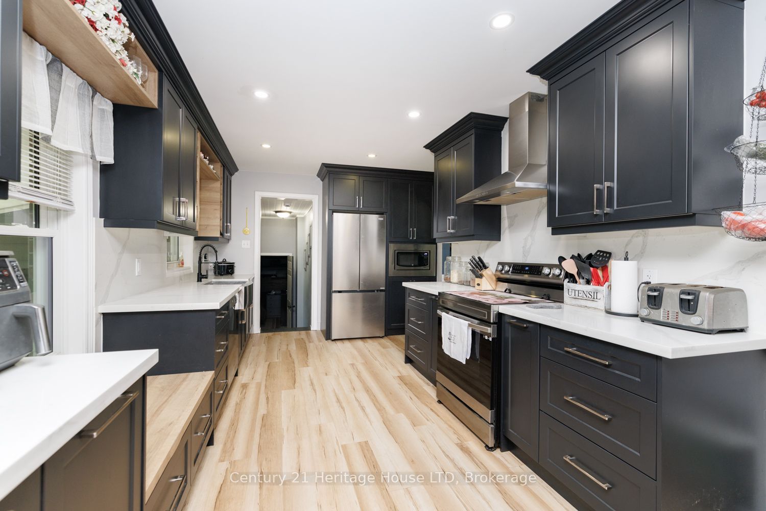 6 Greenock Circle Property Photo 9