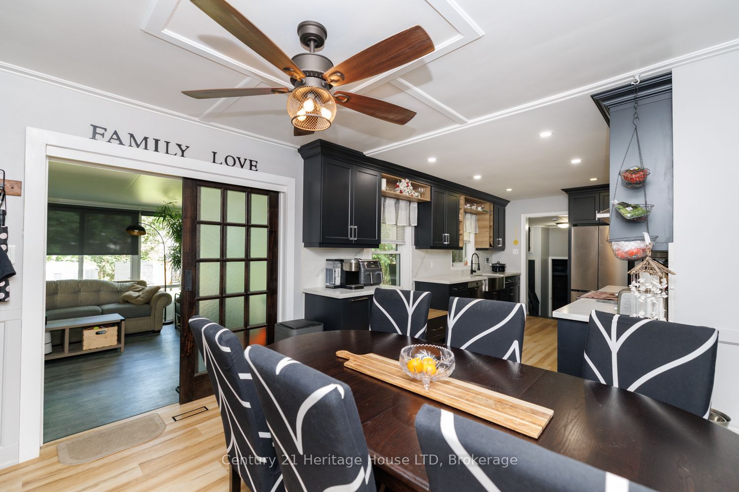 6 Greenock Circle Property Photo 12