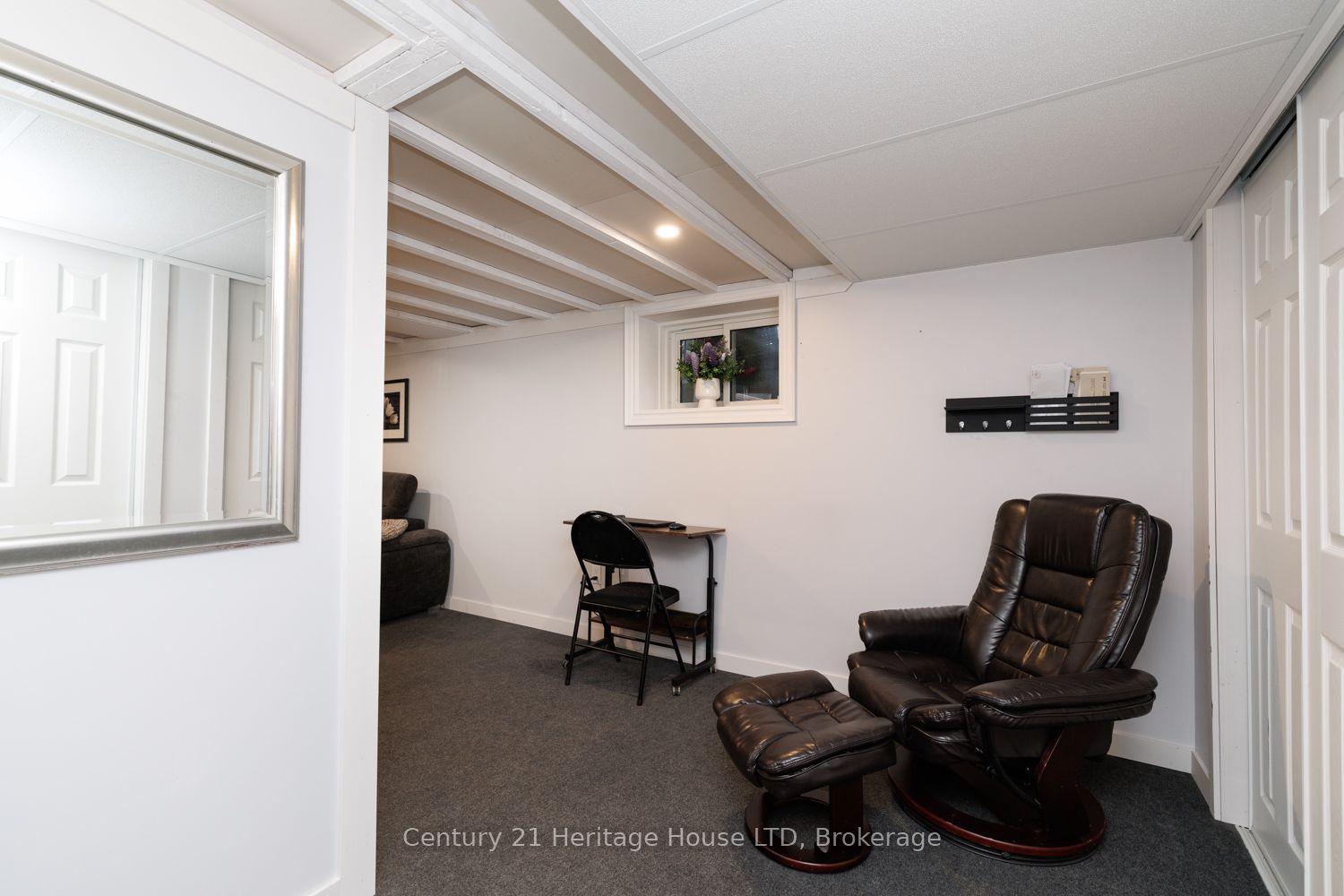 6 Greenock Circle Property Photo 24