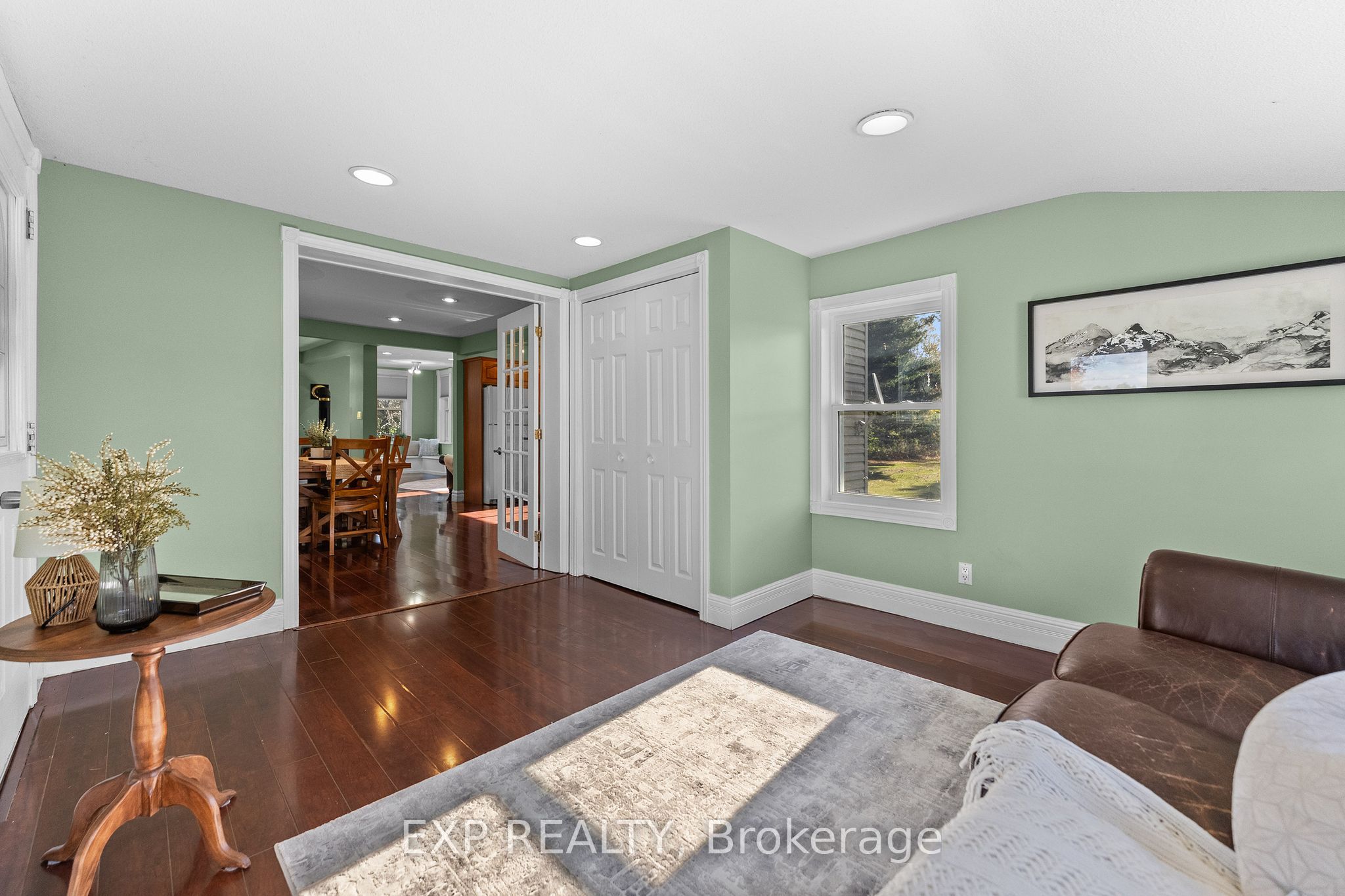 156 Margaret Street Property Photo 9