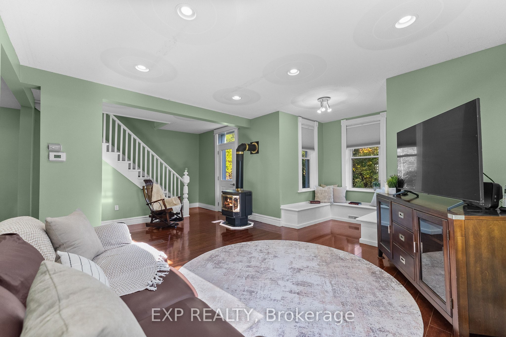 156 Margaret Street Property Photo 12