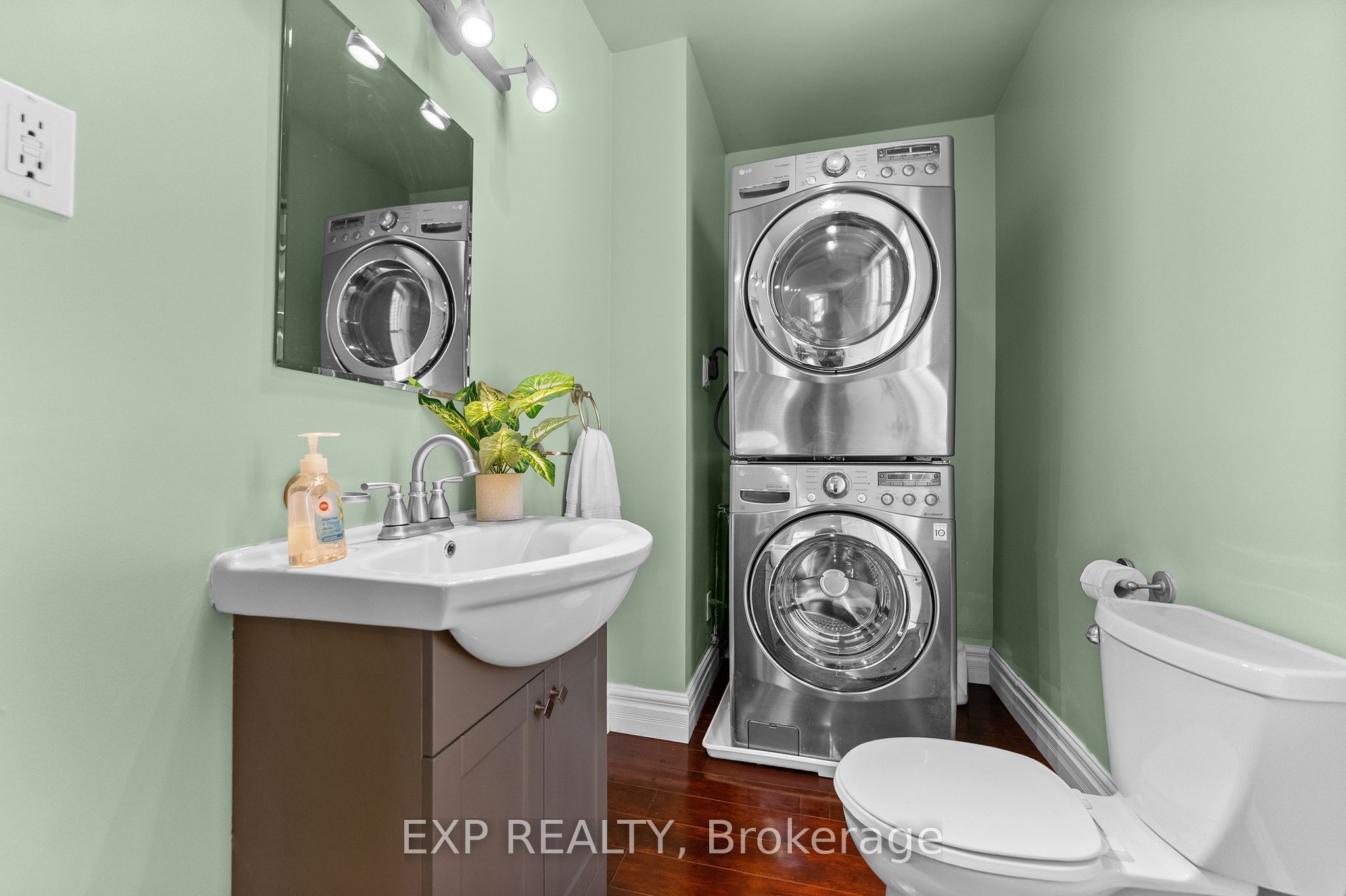 156 Margaret Street Property Photo 22