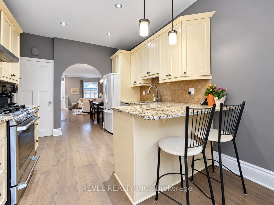 46 Newton Street Property Photo 11