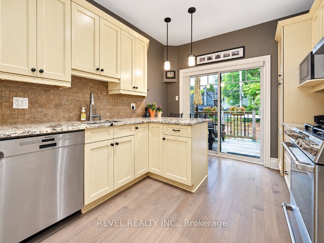 46 Newton Street Property Photo 12