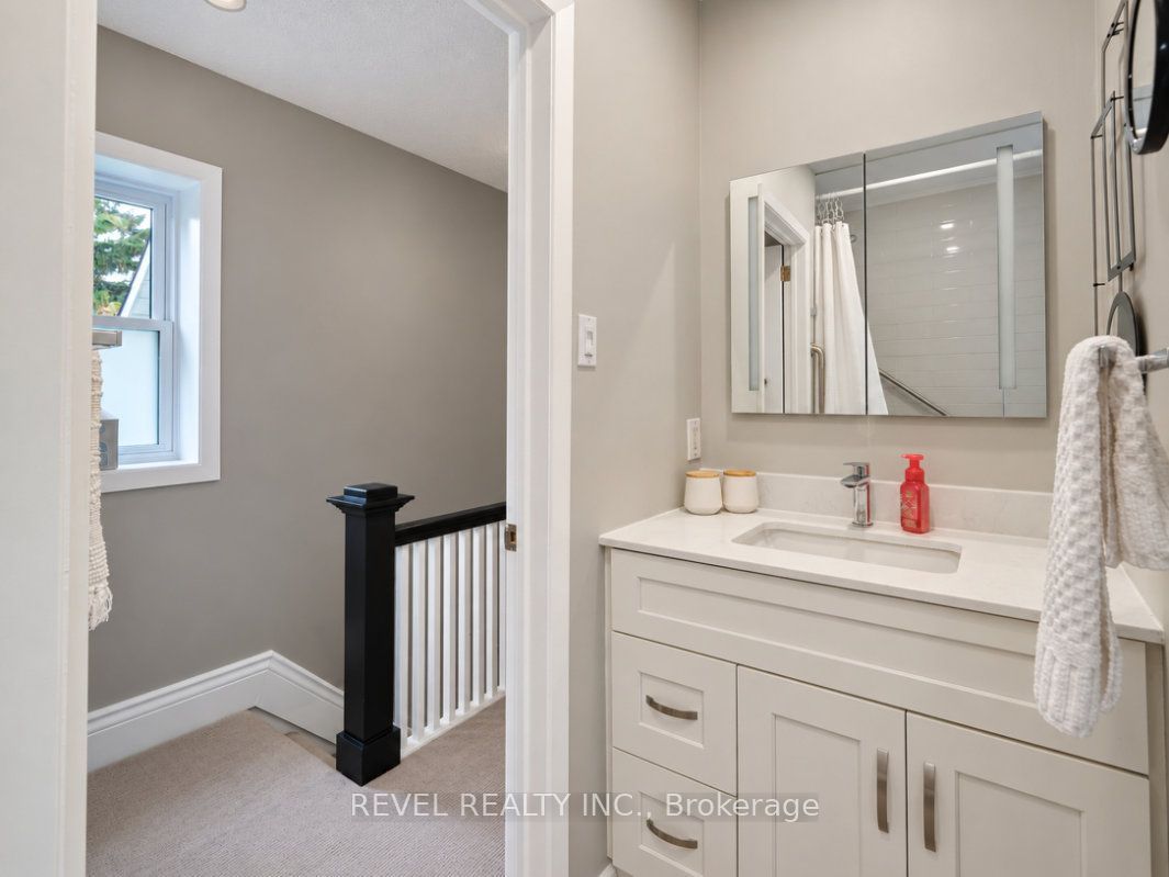 46 Newton Street Property Photo 16