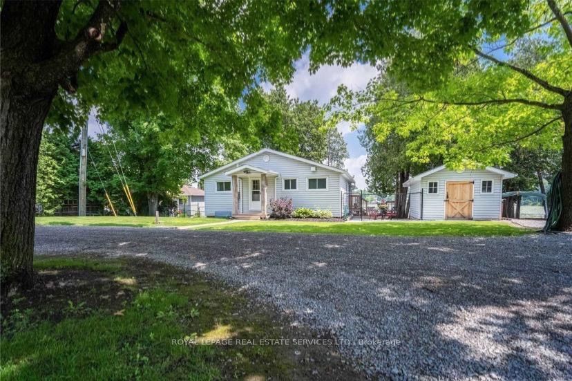 2365 Selwyn Bay Lane Property Photo 4