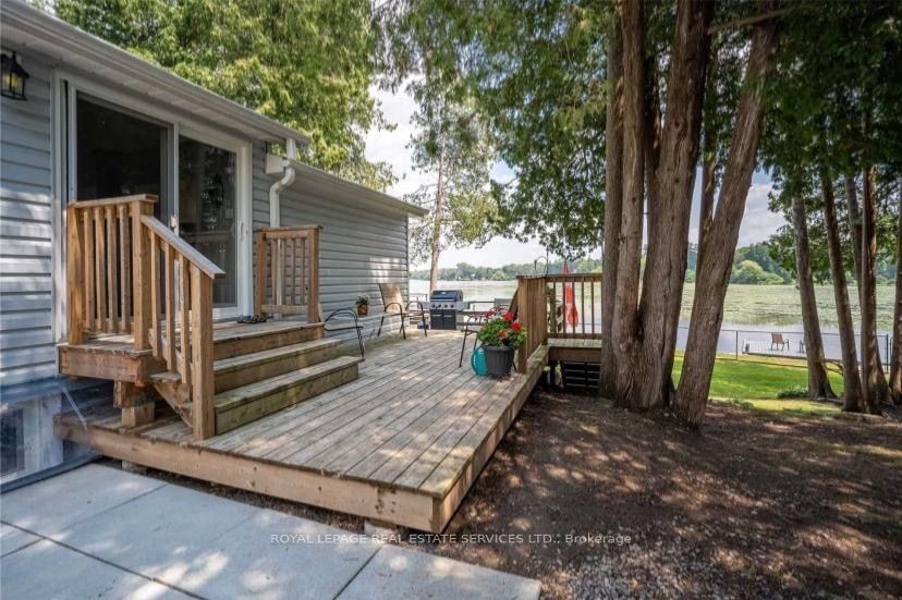 2365 Selwyn Bay Lane Property Photo 9