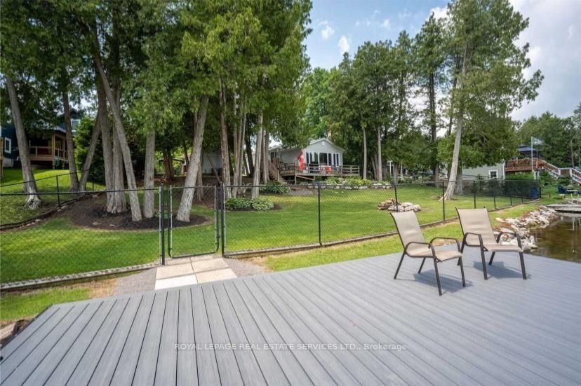 2365 Selwyn Bay Lane Property Photo 12