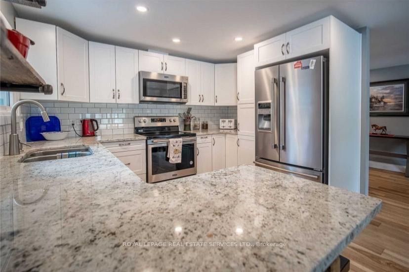 2365 Selwyn Bay Lane Property Photo 19