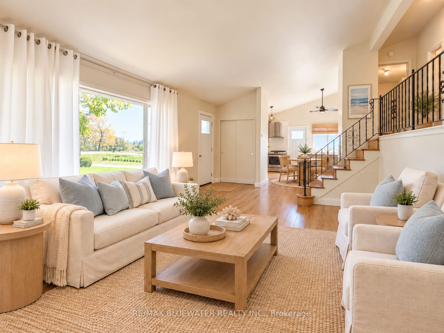 71251 Bluewater Highway Property Photo 4