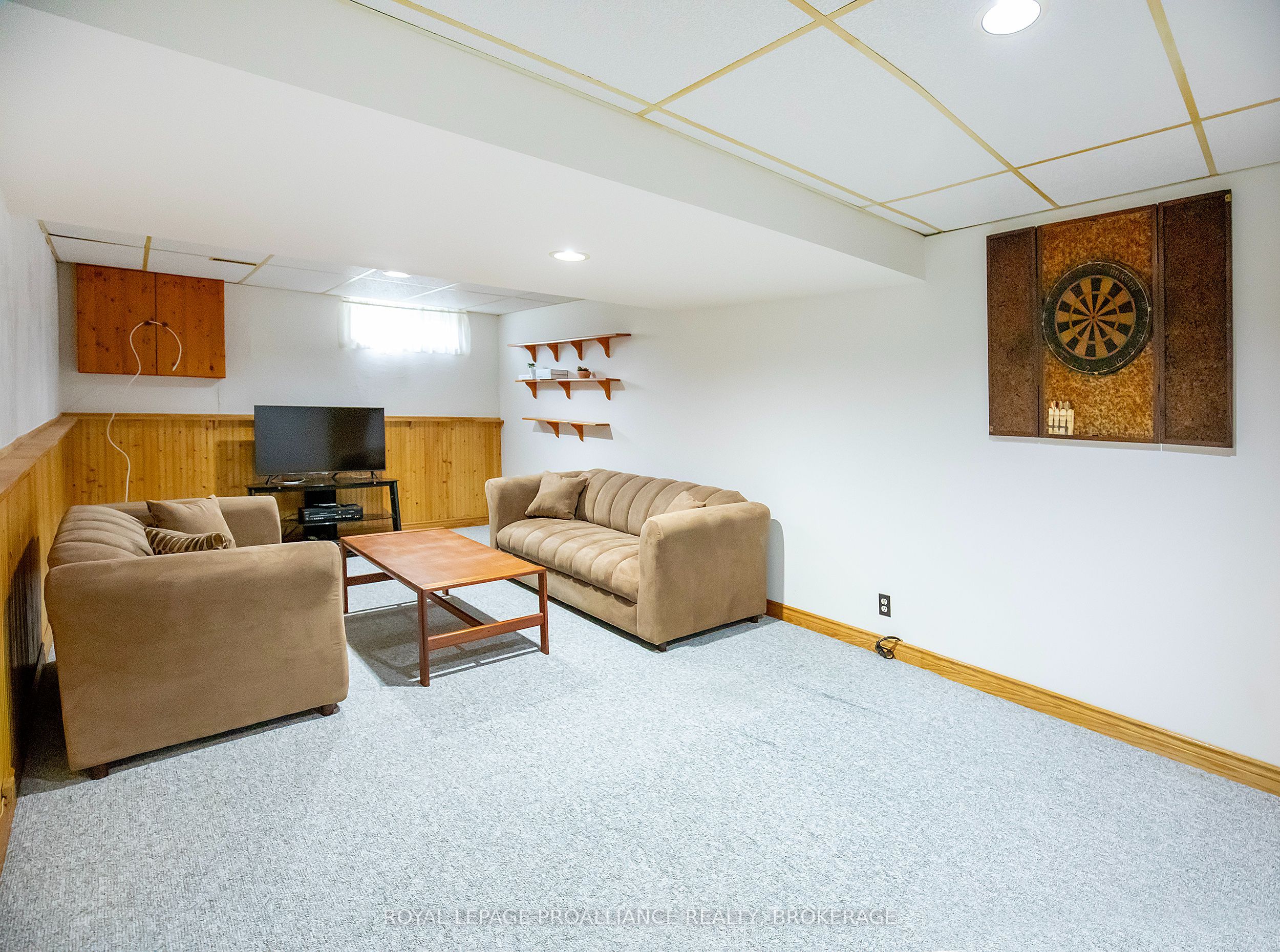 676 Willis Street Property Photo 15