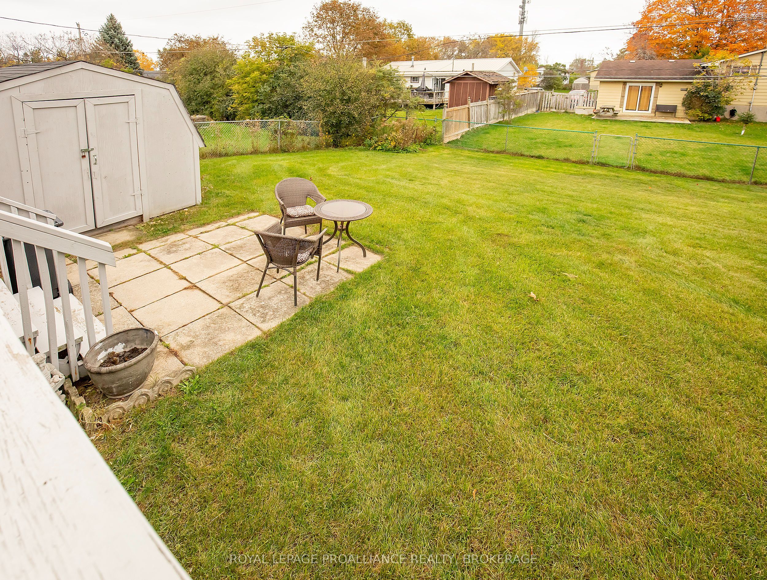 676 Willis Street Property Photo 20