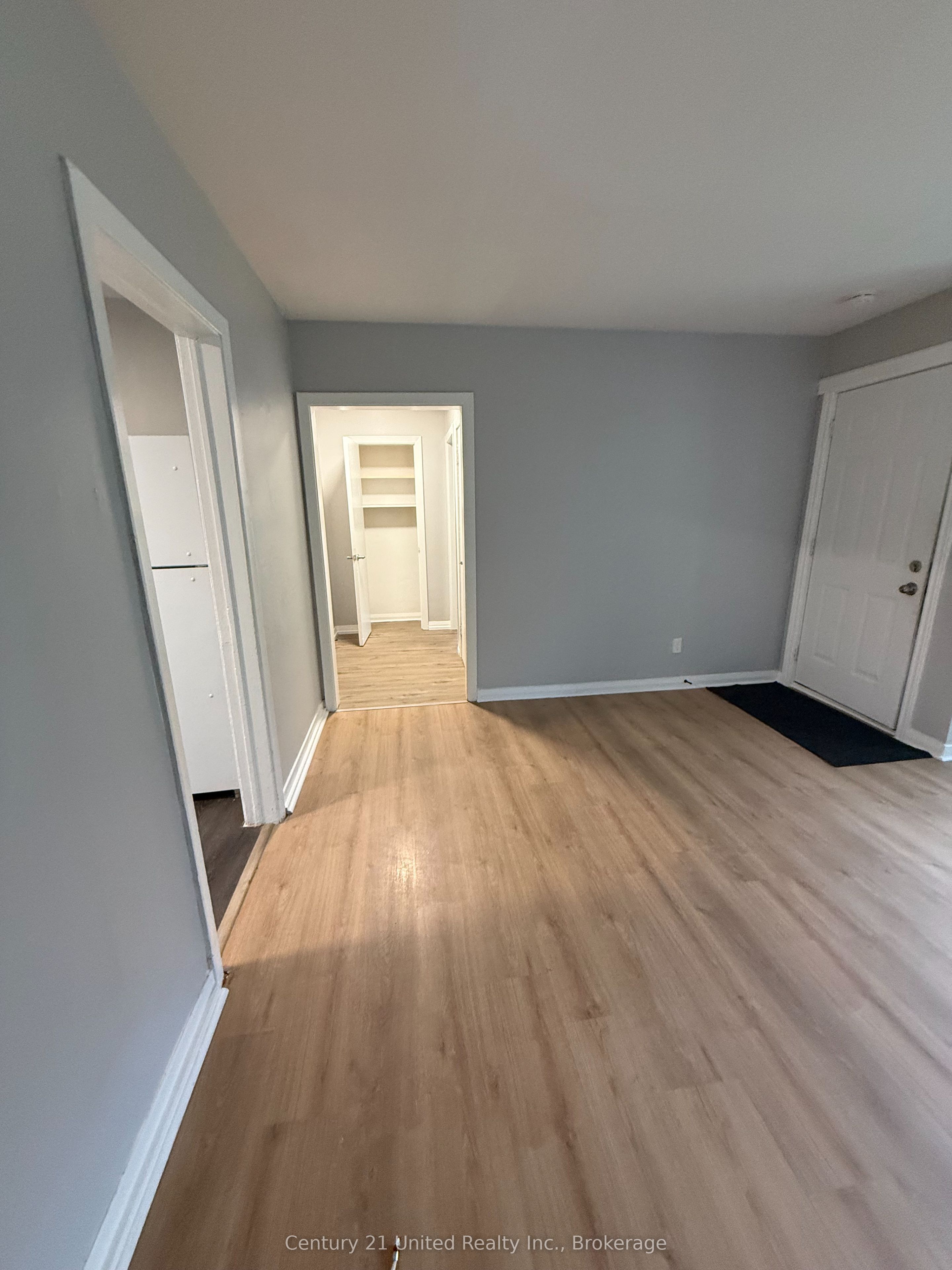 1269 Clonsilla Avenue A Property Photo 5